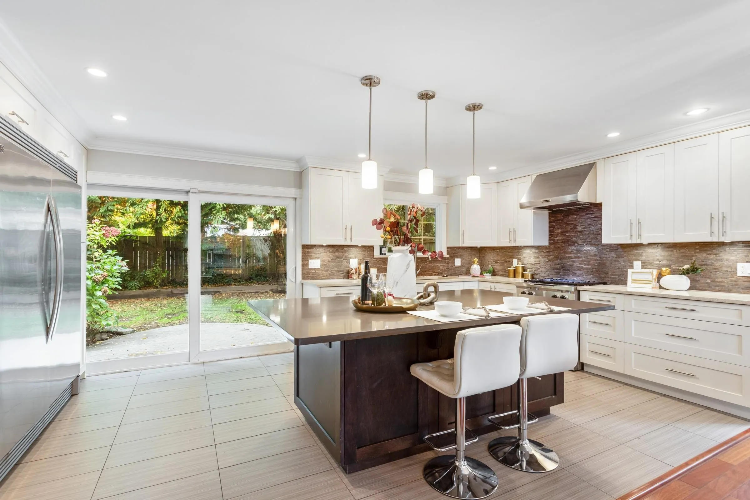 733 Kingfisher Place