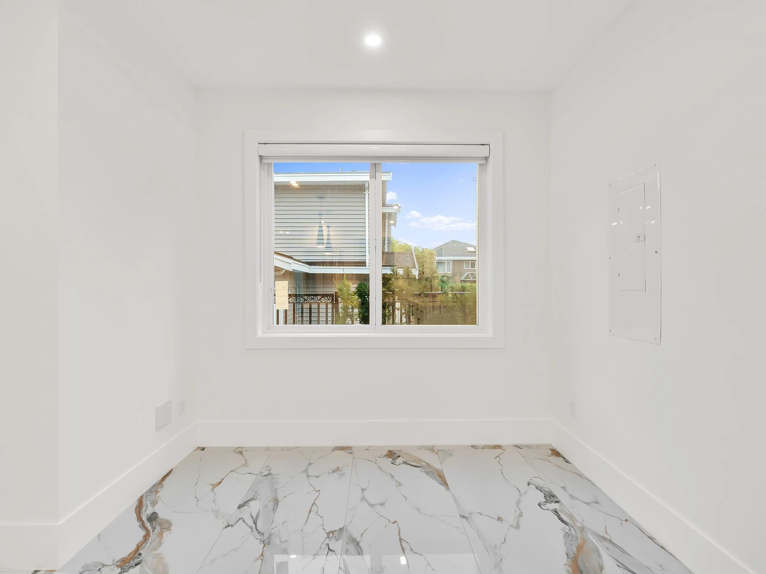 10655 No. 1 Road
