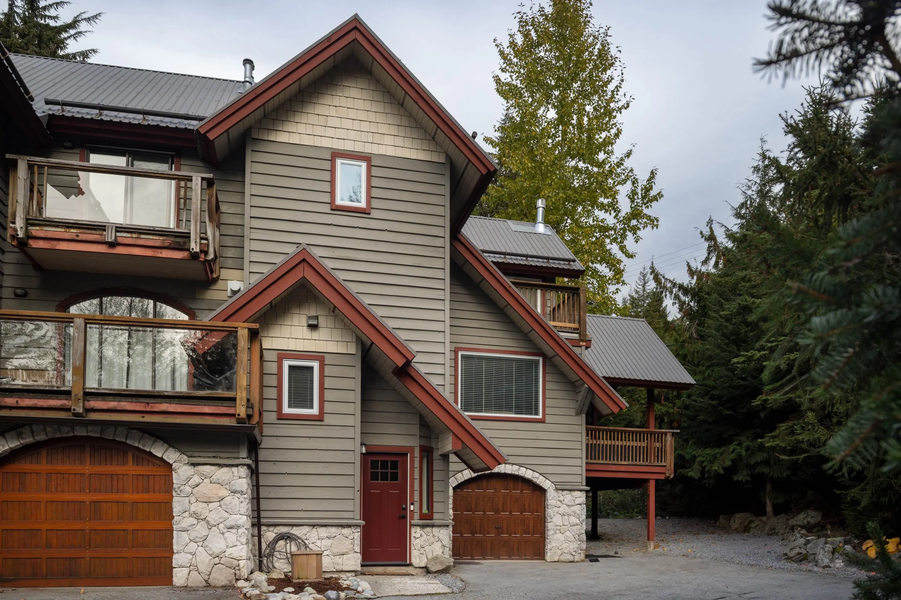2154 Whistler Road