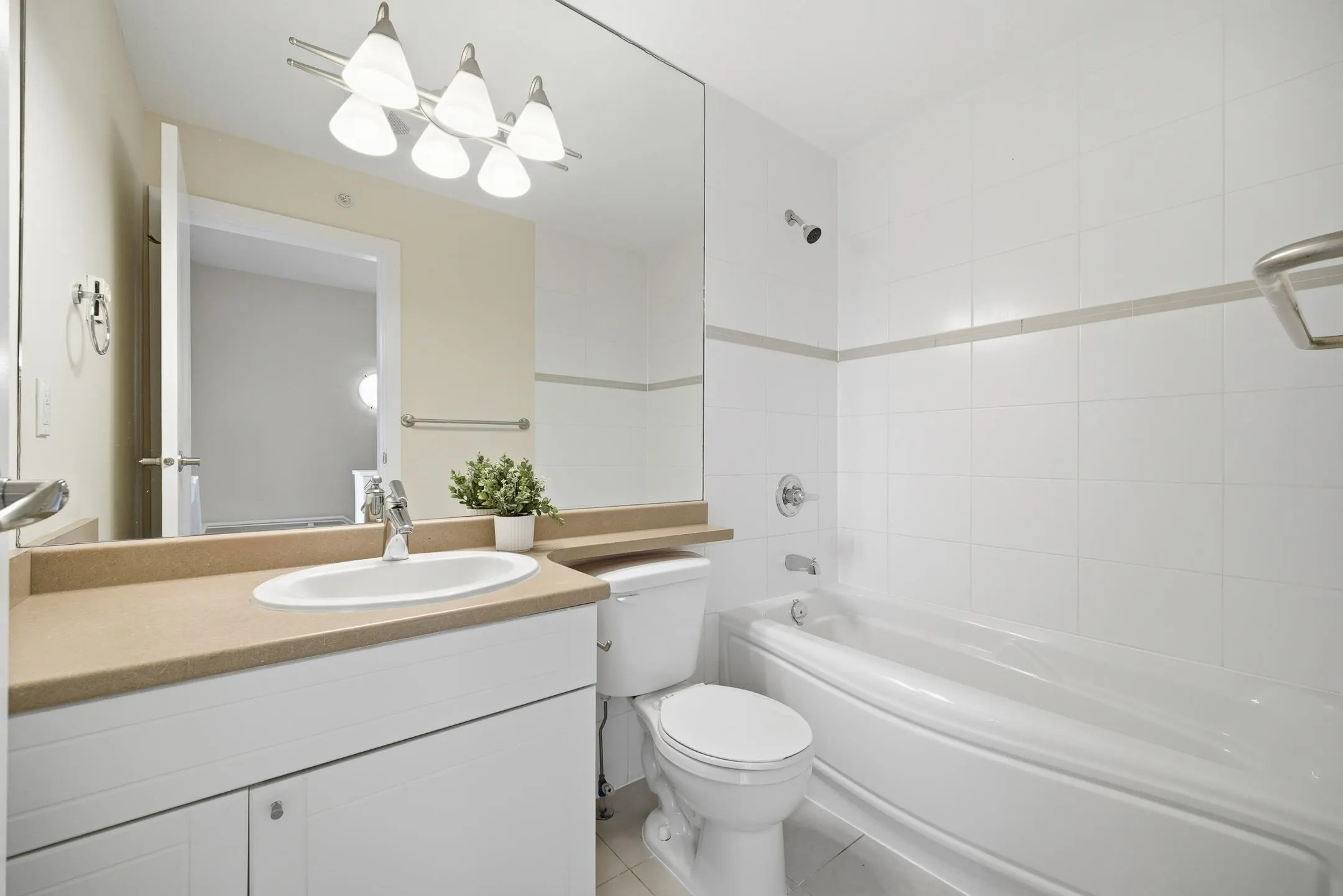 46 15353 100 Avenue