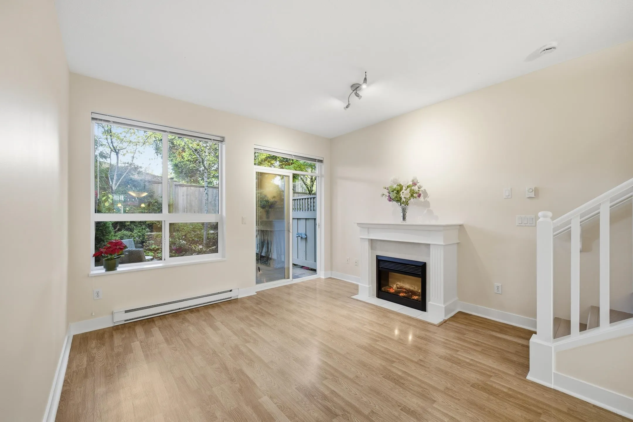 46 15353 100 Avenue