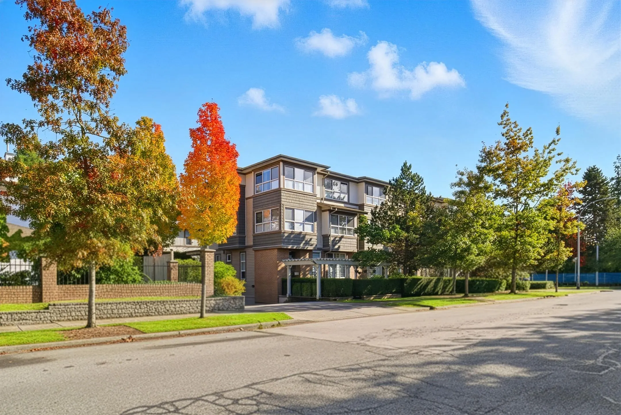 46 15353 100 Avenue