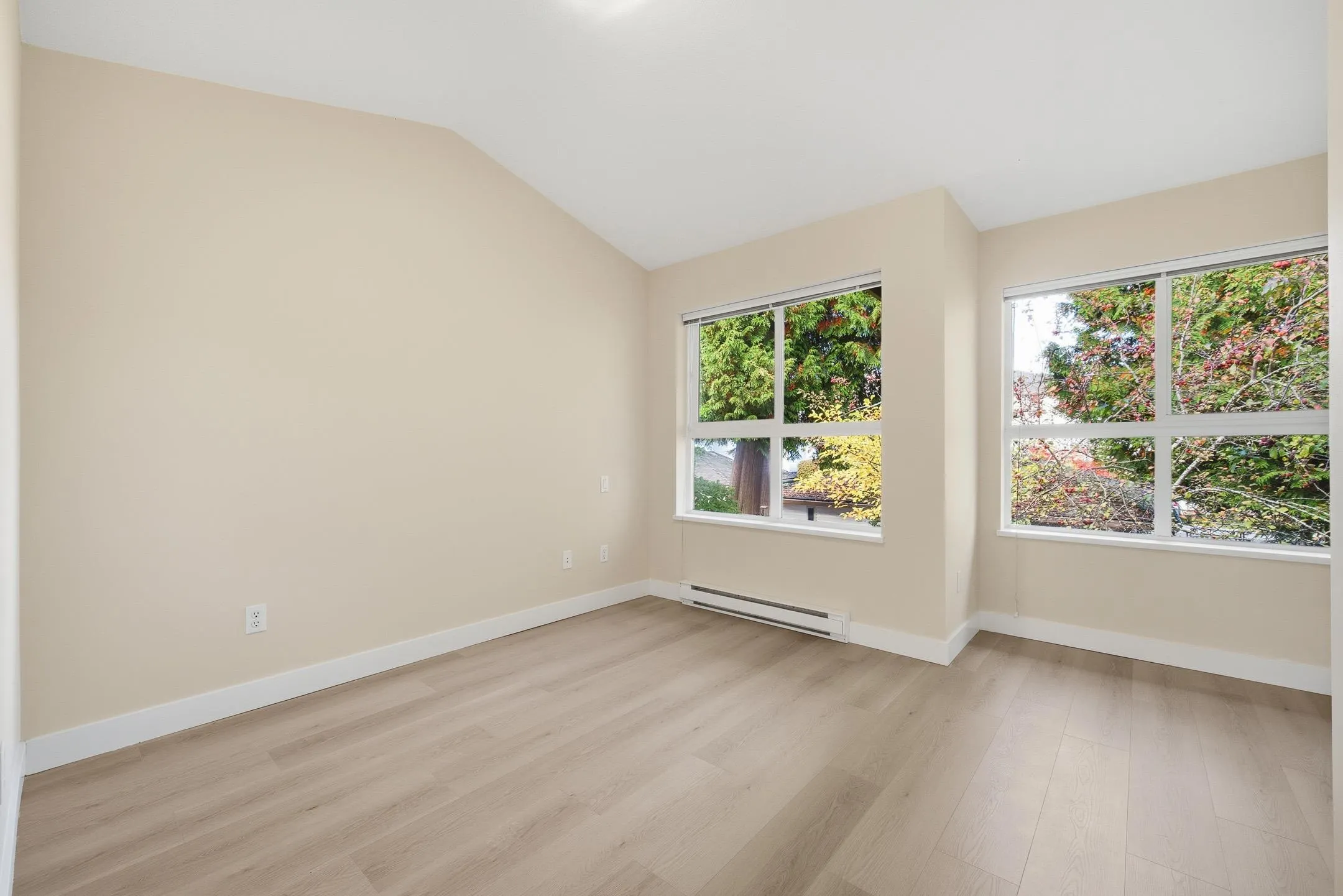46 15353 100 Avenue