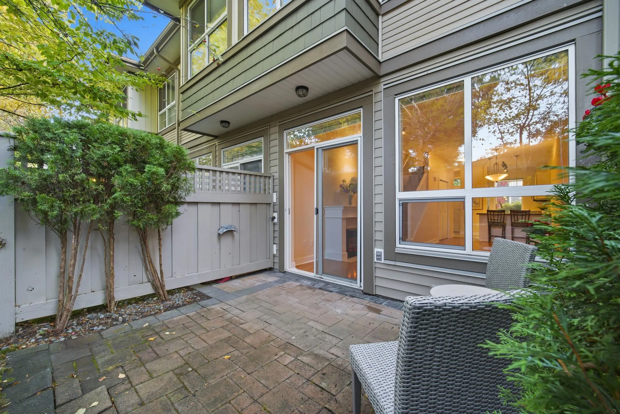 46 15353 100 Avenue
