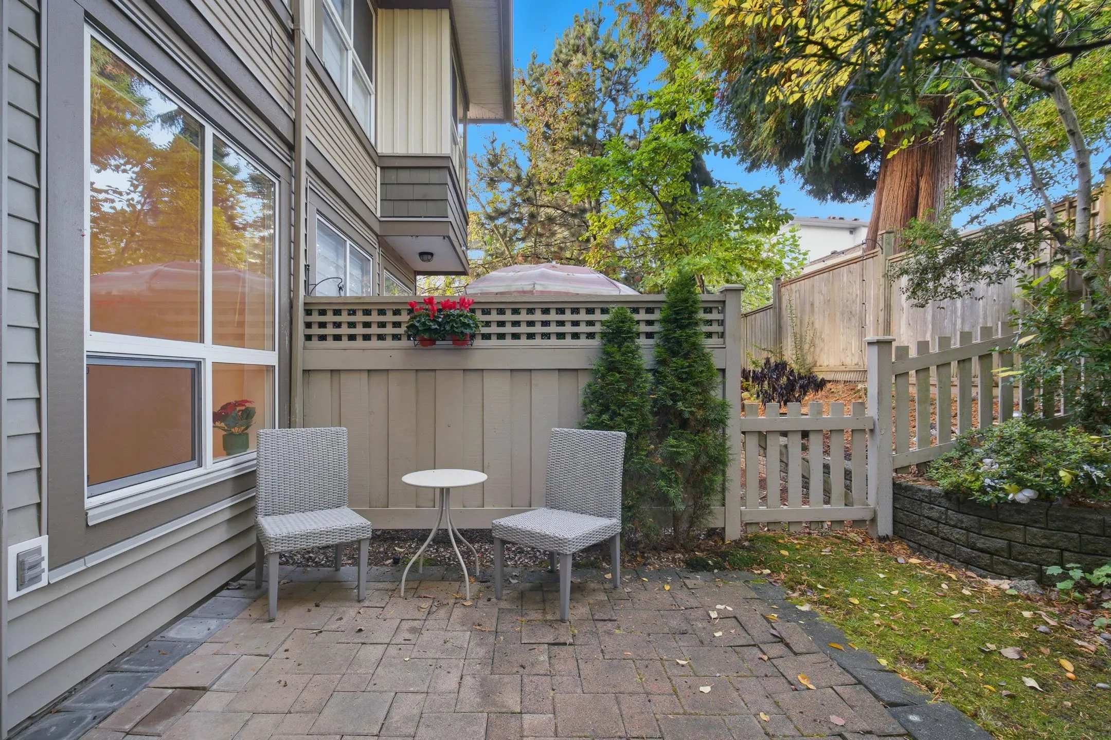 46 15353 100 Avenue