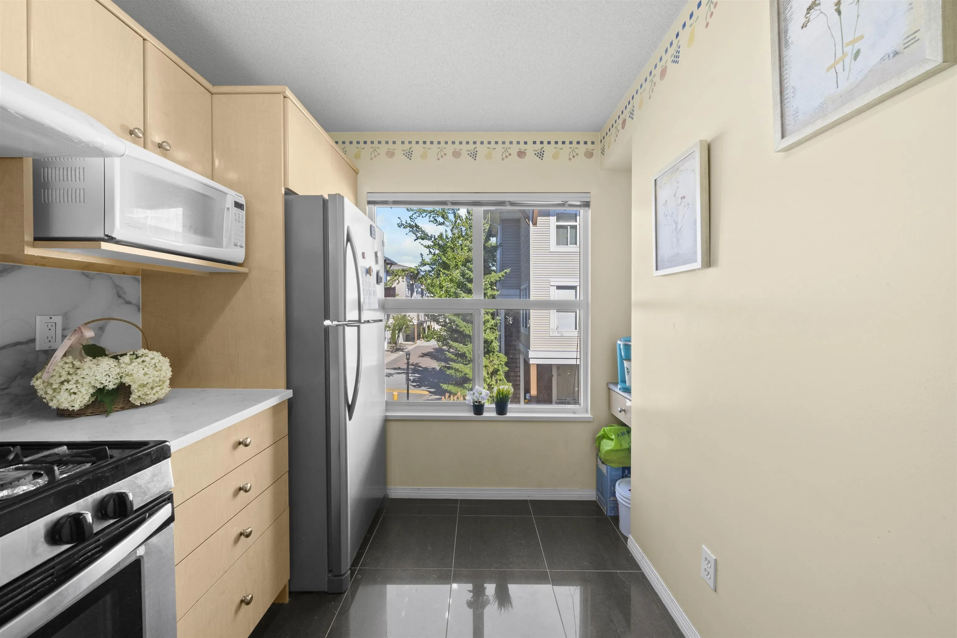 3 7111 Lynnwood Drive