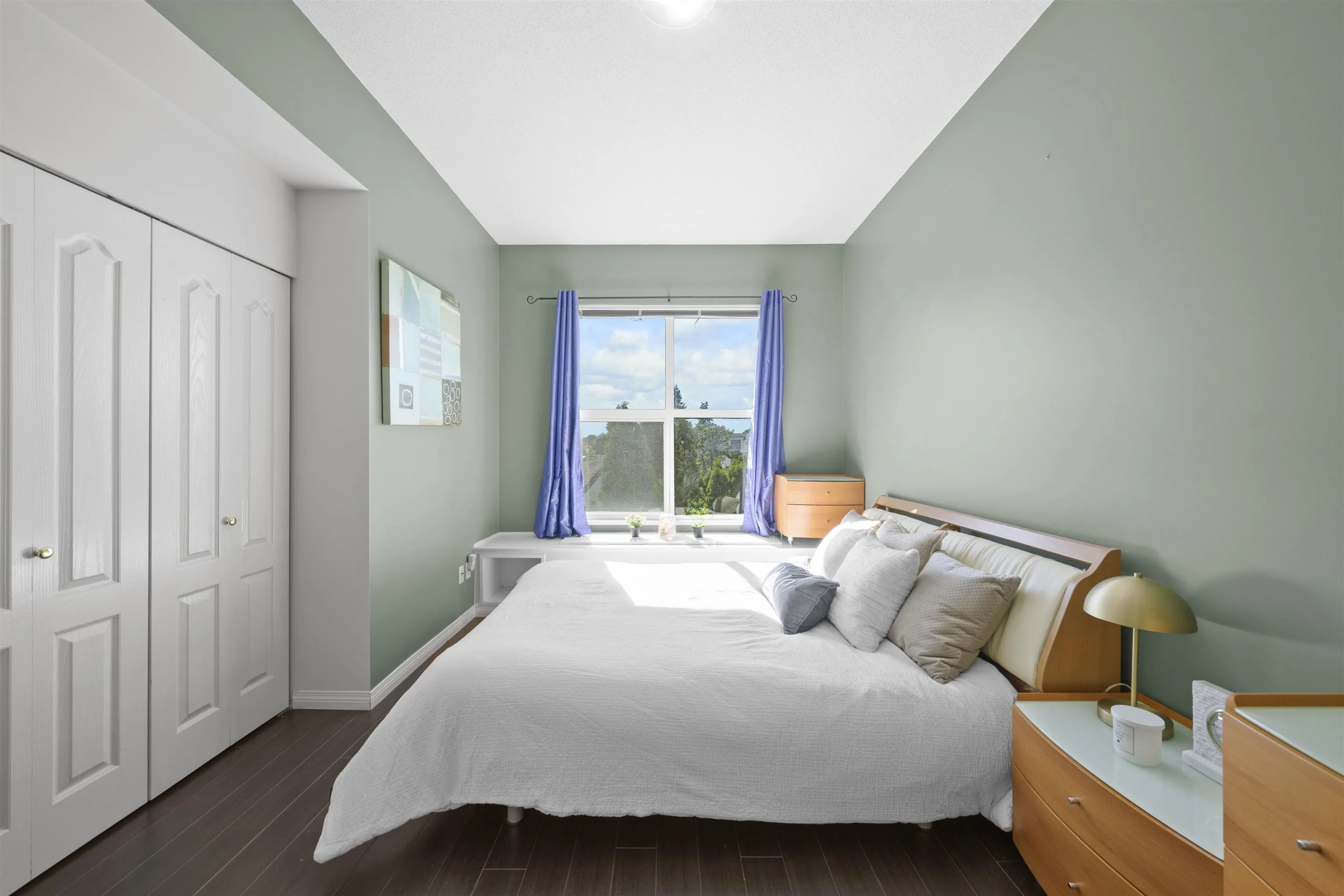 3 7111 Lynnwood Drive