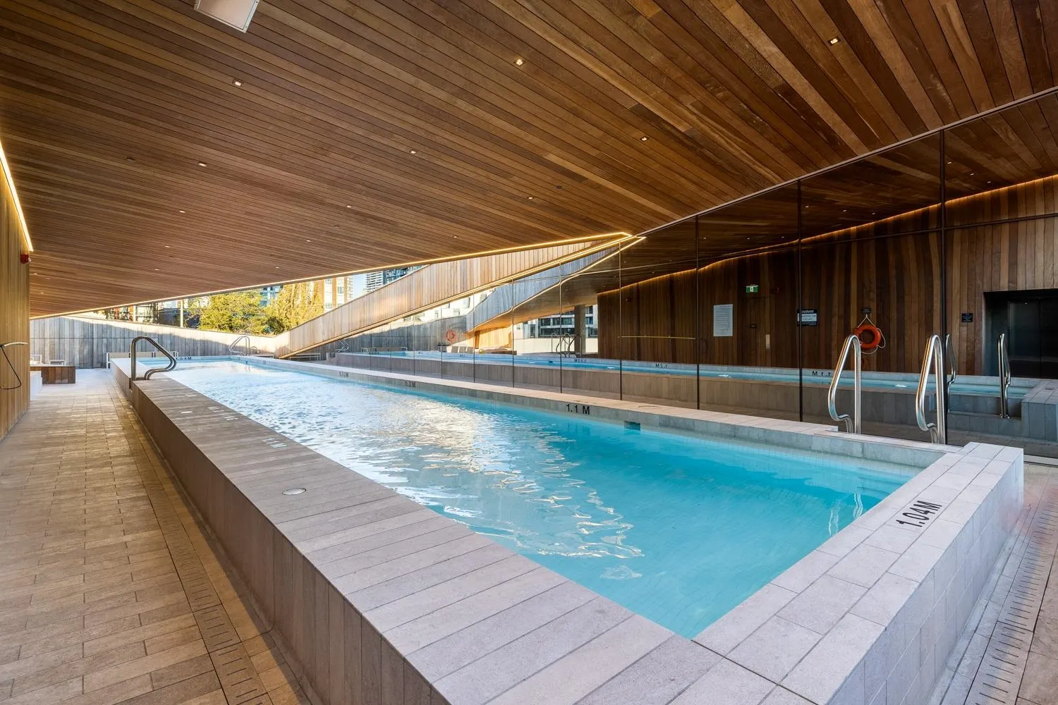 4208 1480 Howe Street