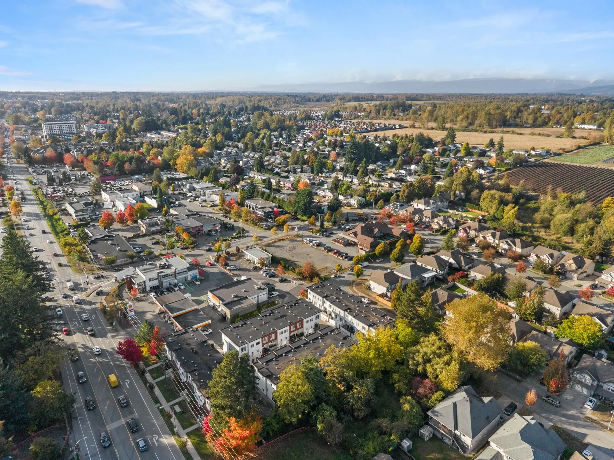 10 27640 Lantern Avenue