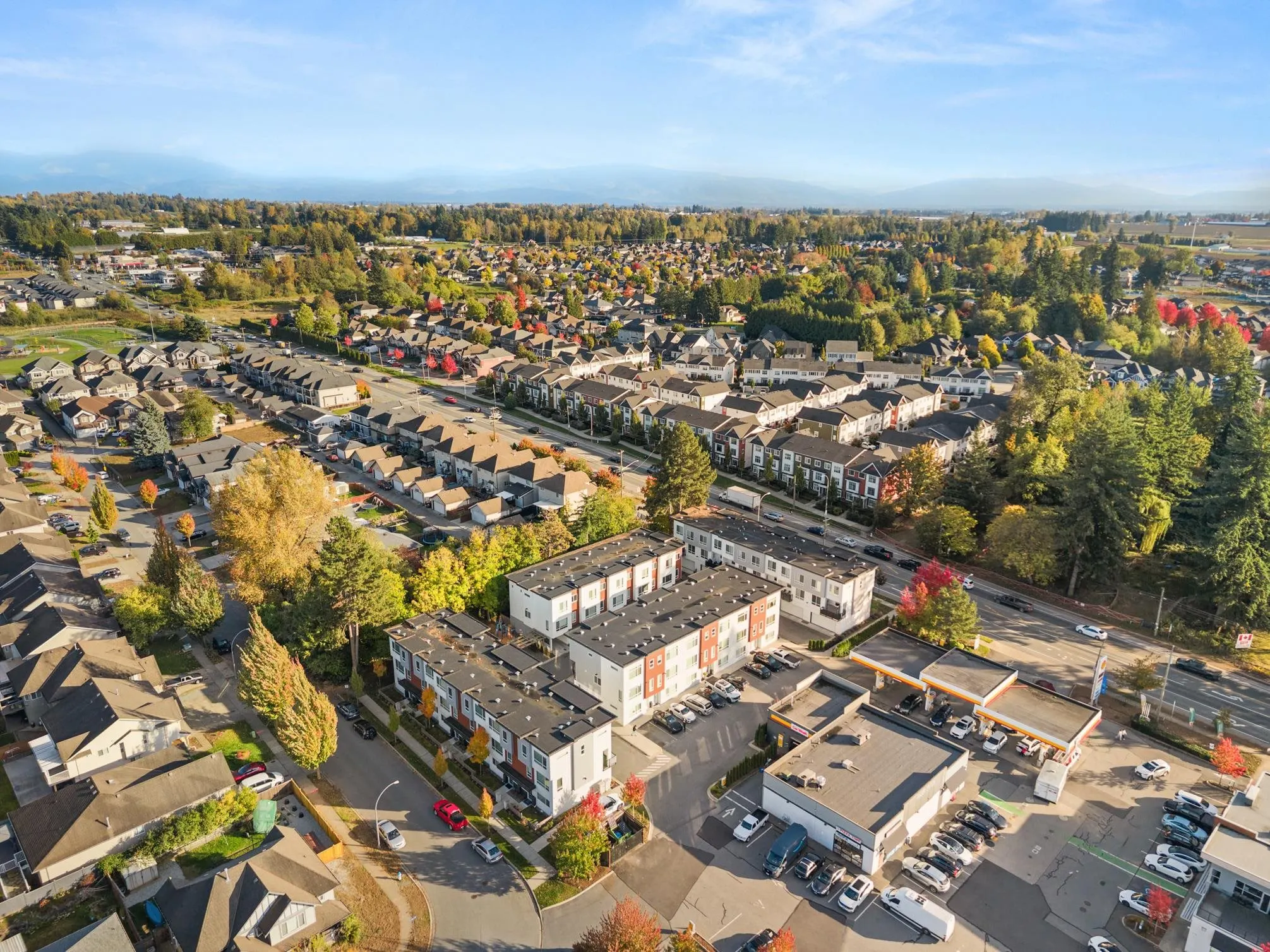 10 27640 Lantern Avenue