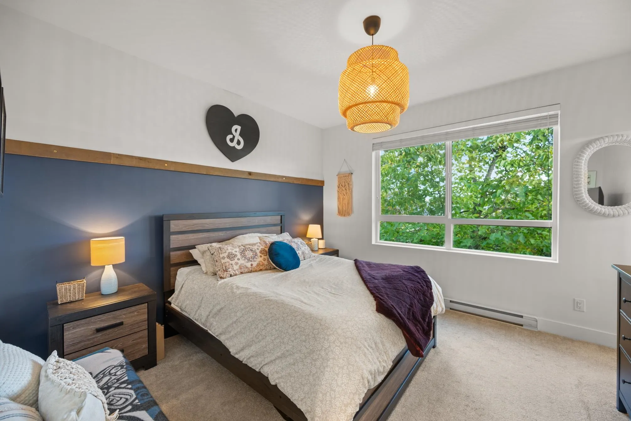 10 27640 Lantern Avenue