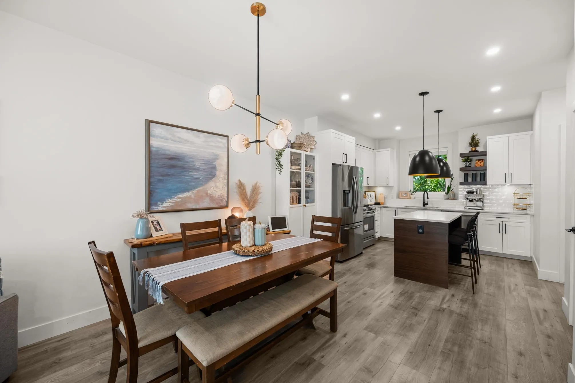 10 27640 Lantern Avenue