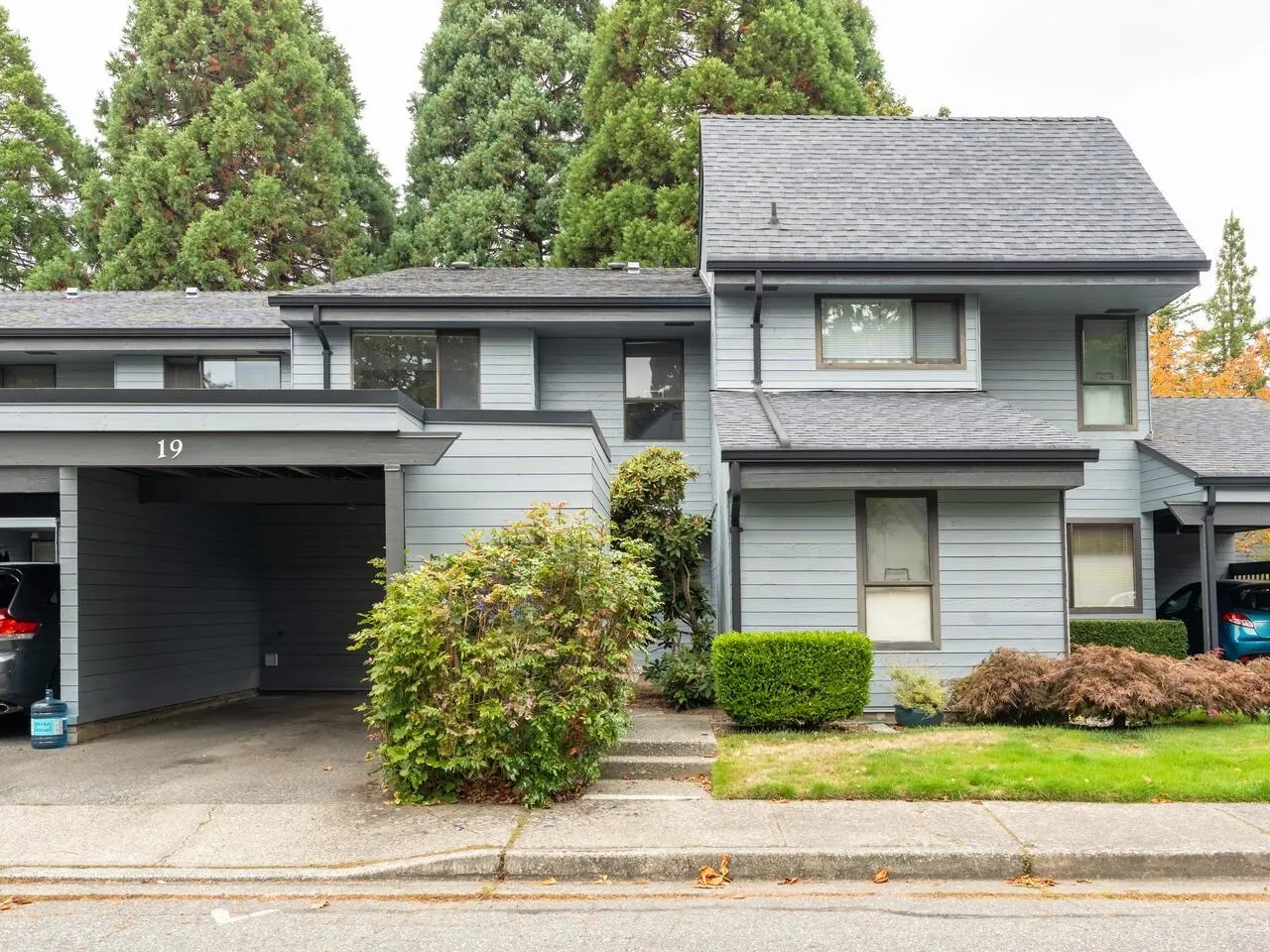 19 3851 Blundell Road