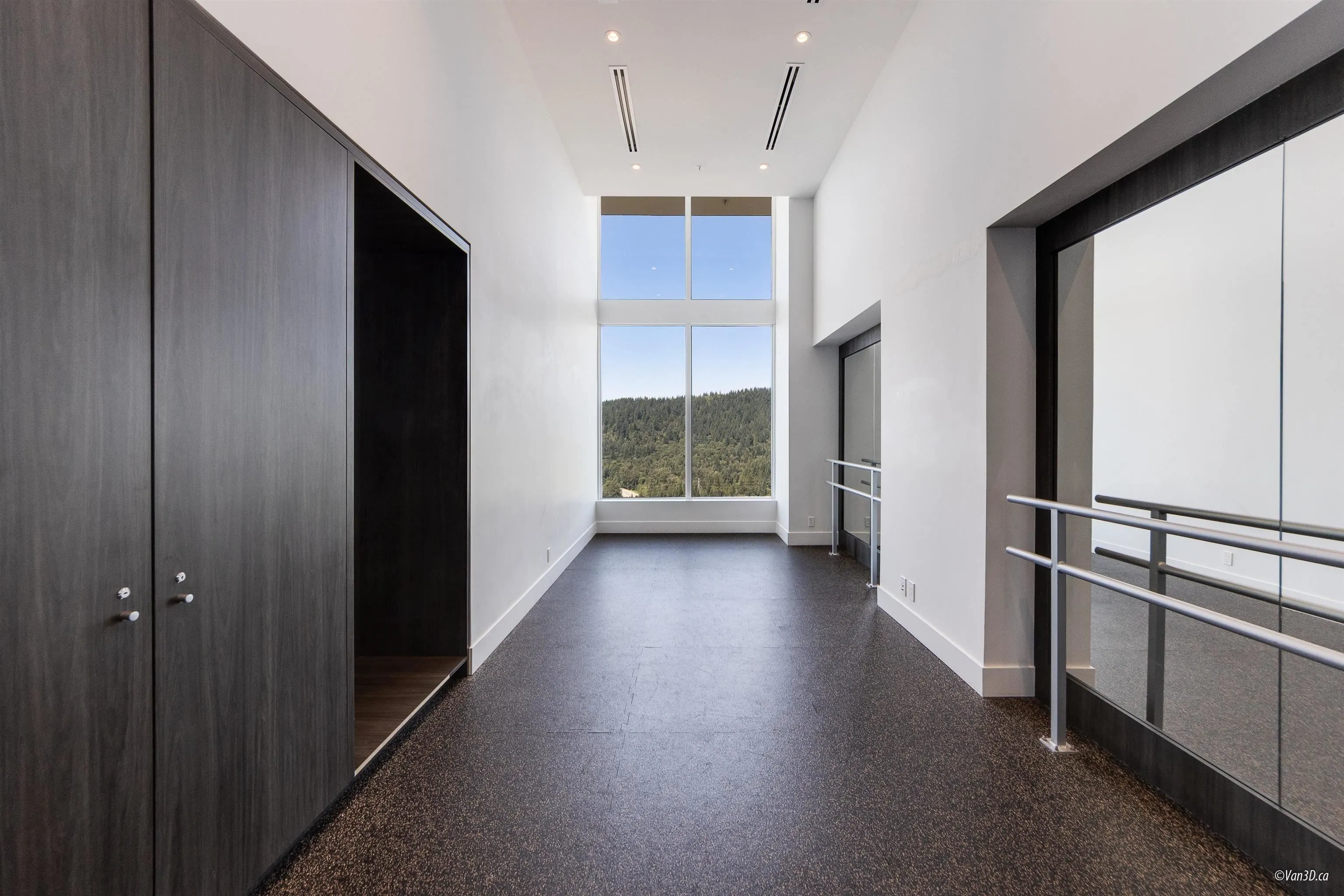 2703 567 Clarke Road