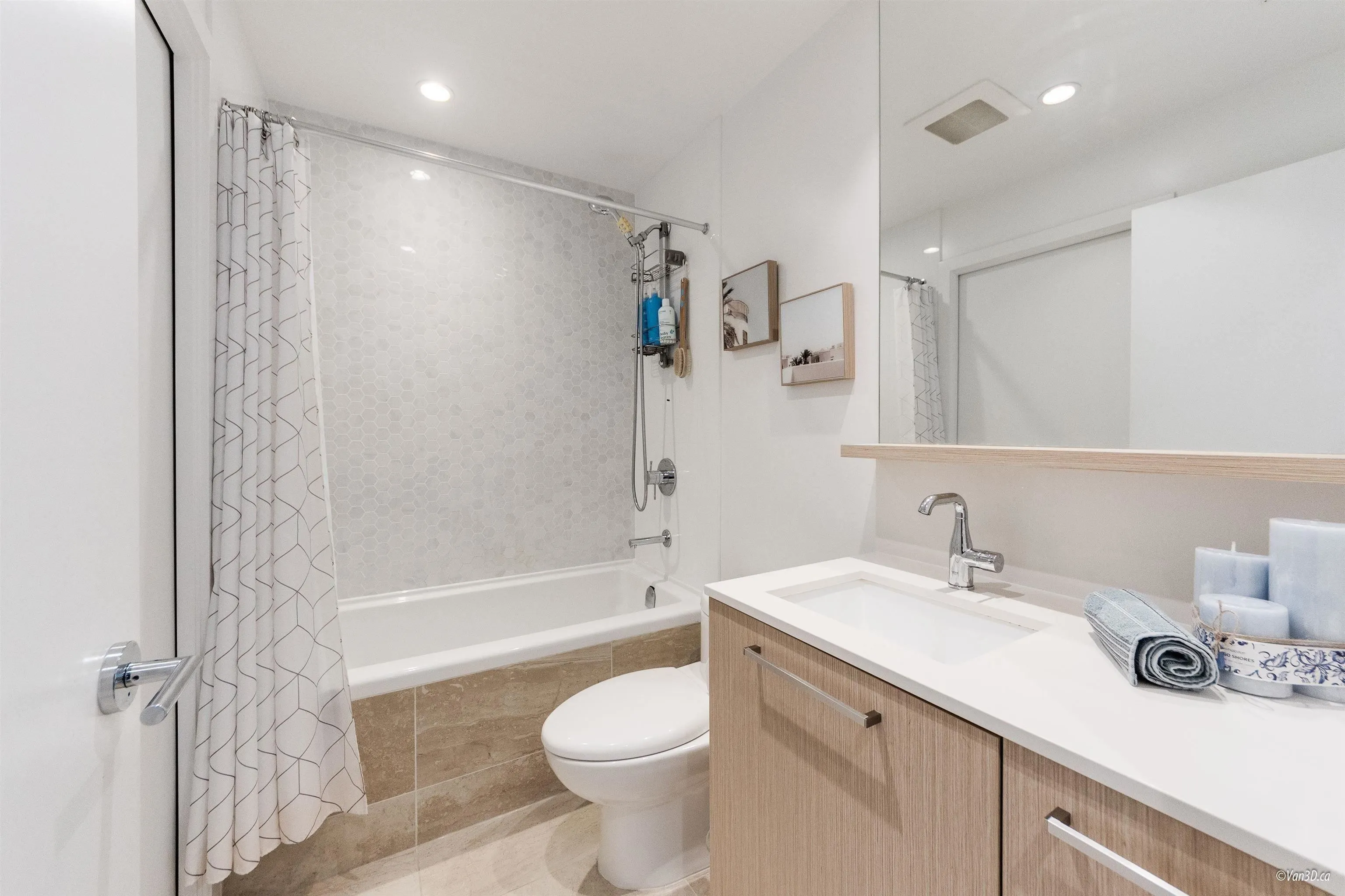 2703 567 Clarke Road