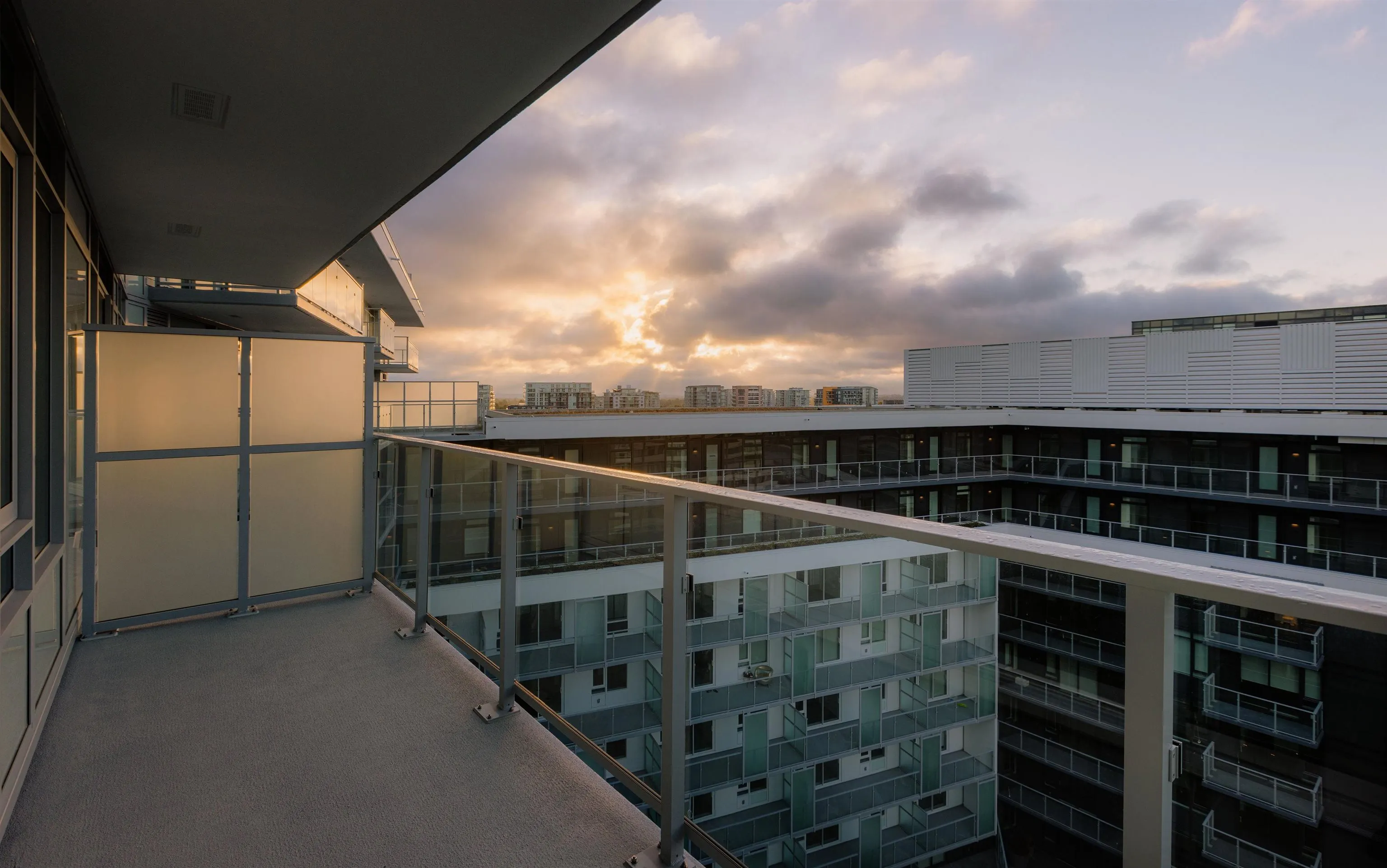 1206 6500 Minoru Boulevard