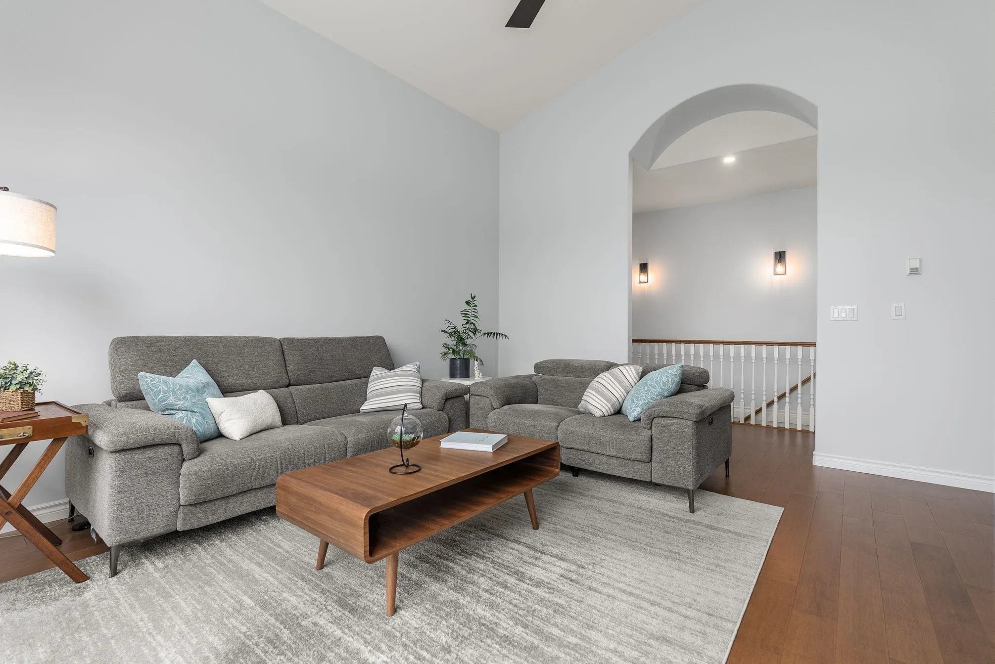 12 47470 Chartwell Drive