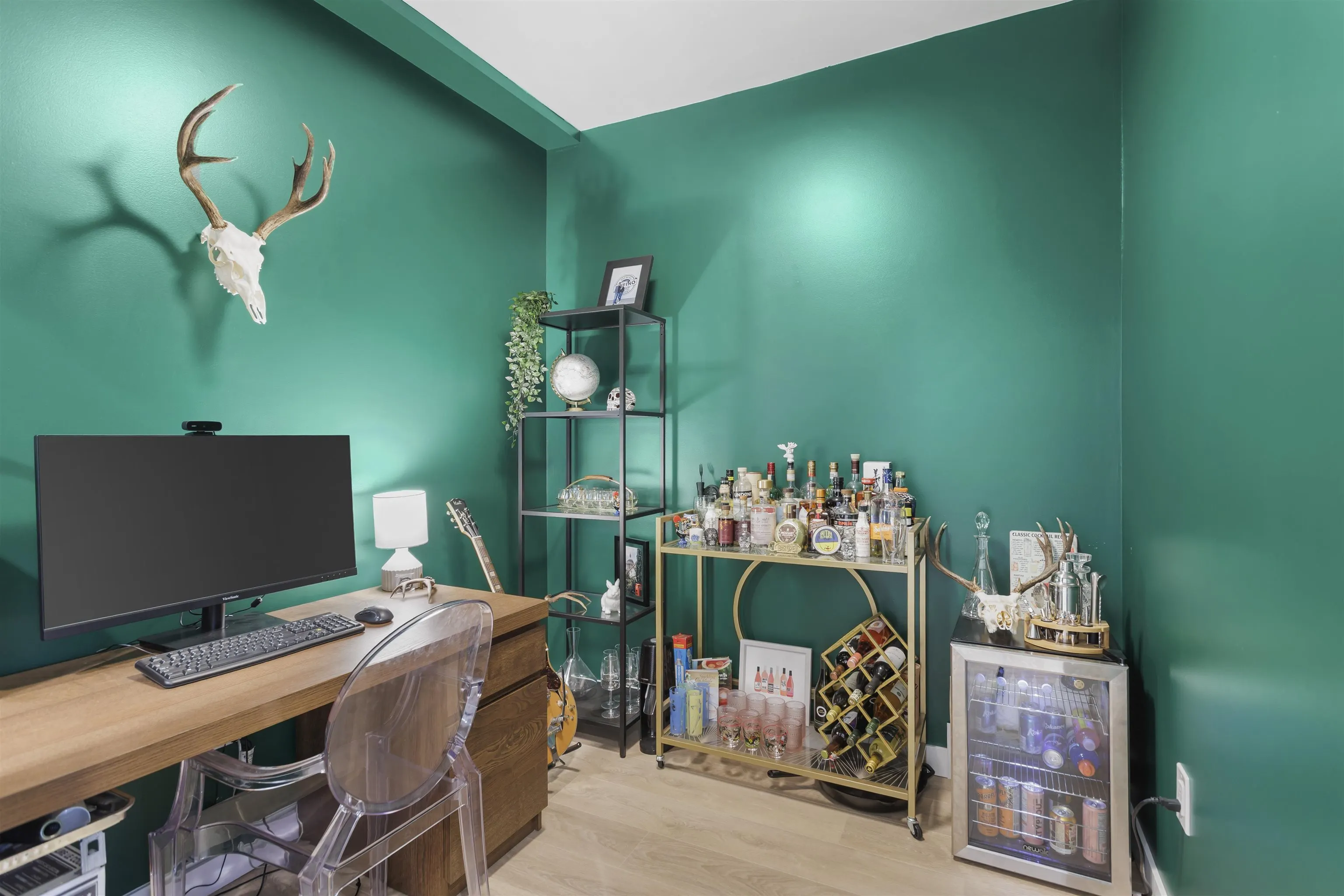 301 3018 St George Street