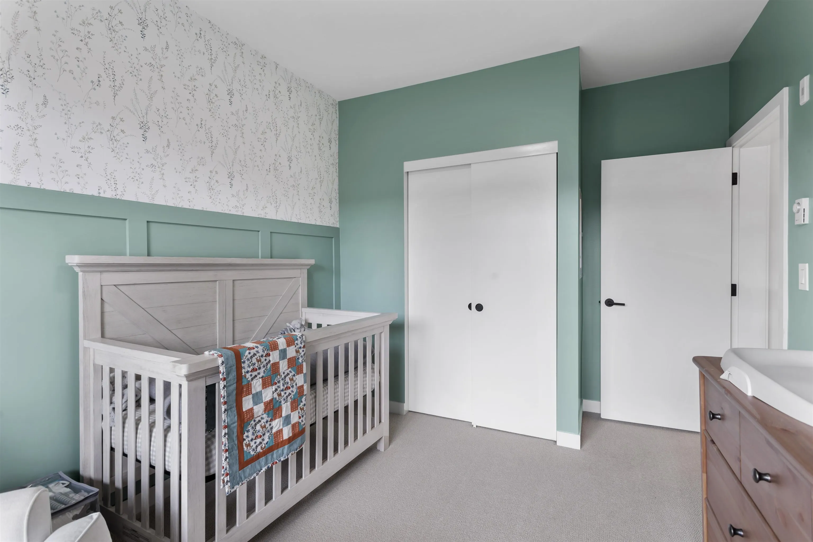 301 3018 St George Street