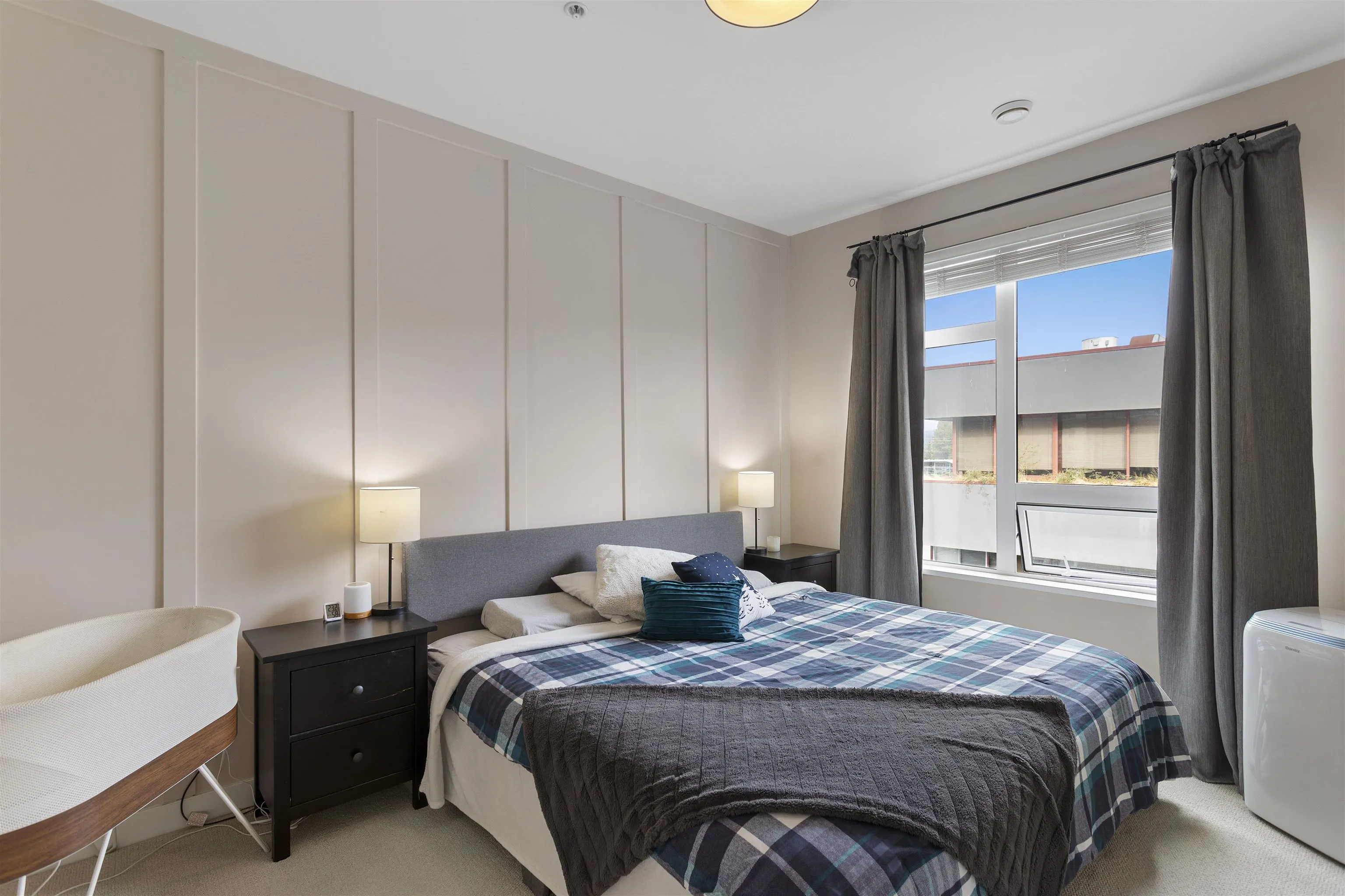 301 3018 St George Street