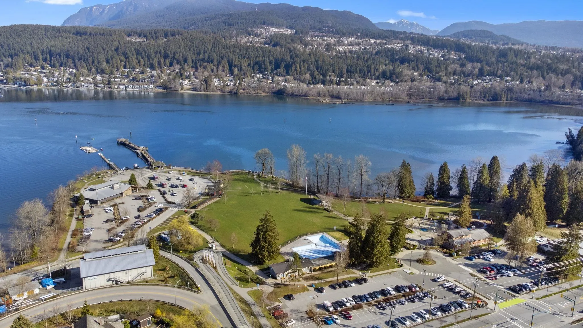 301 3018 St George Street