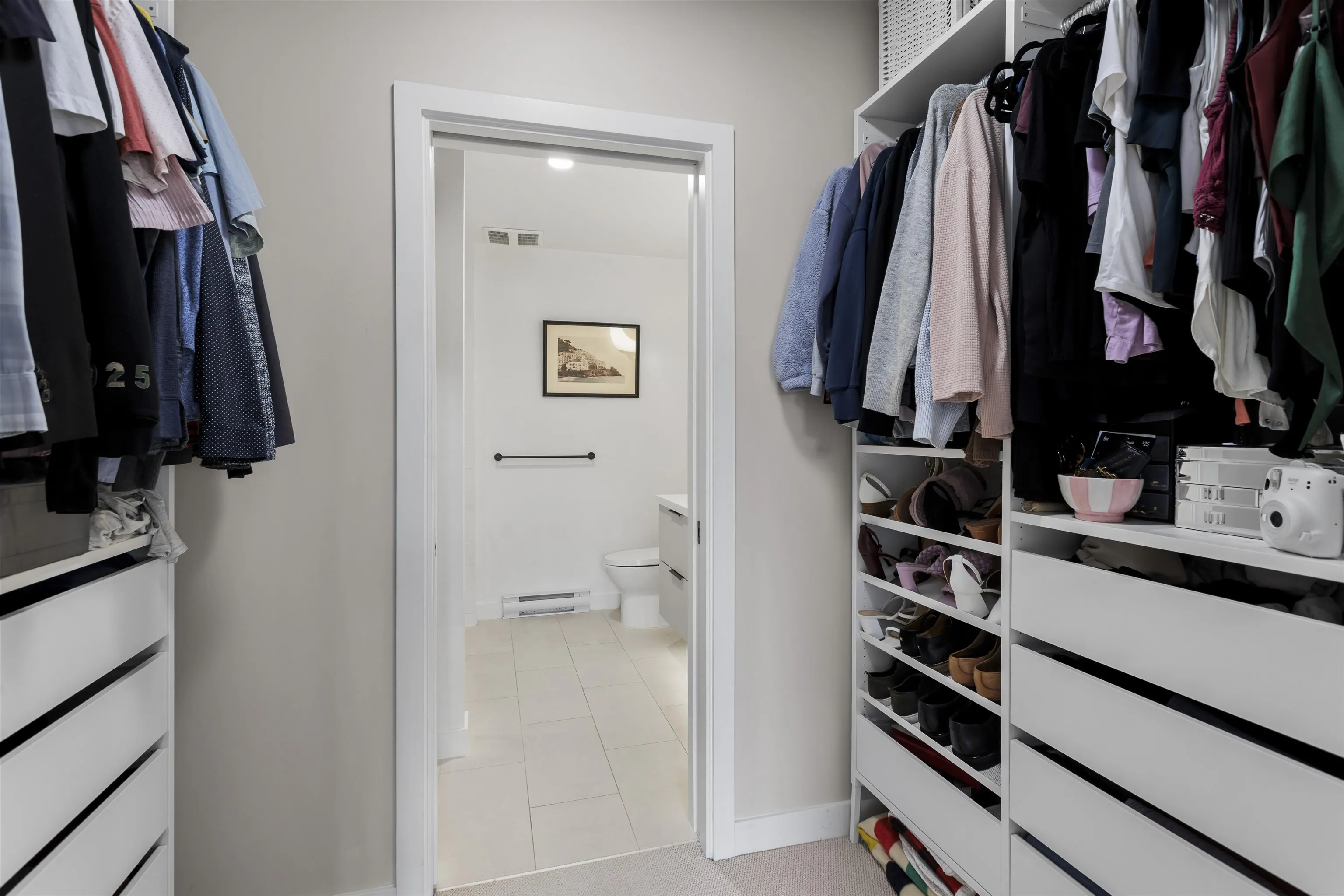 301 3018 St George Street