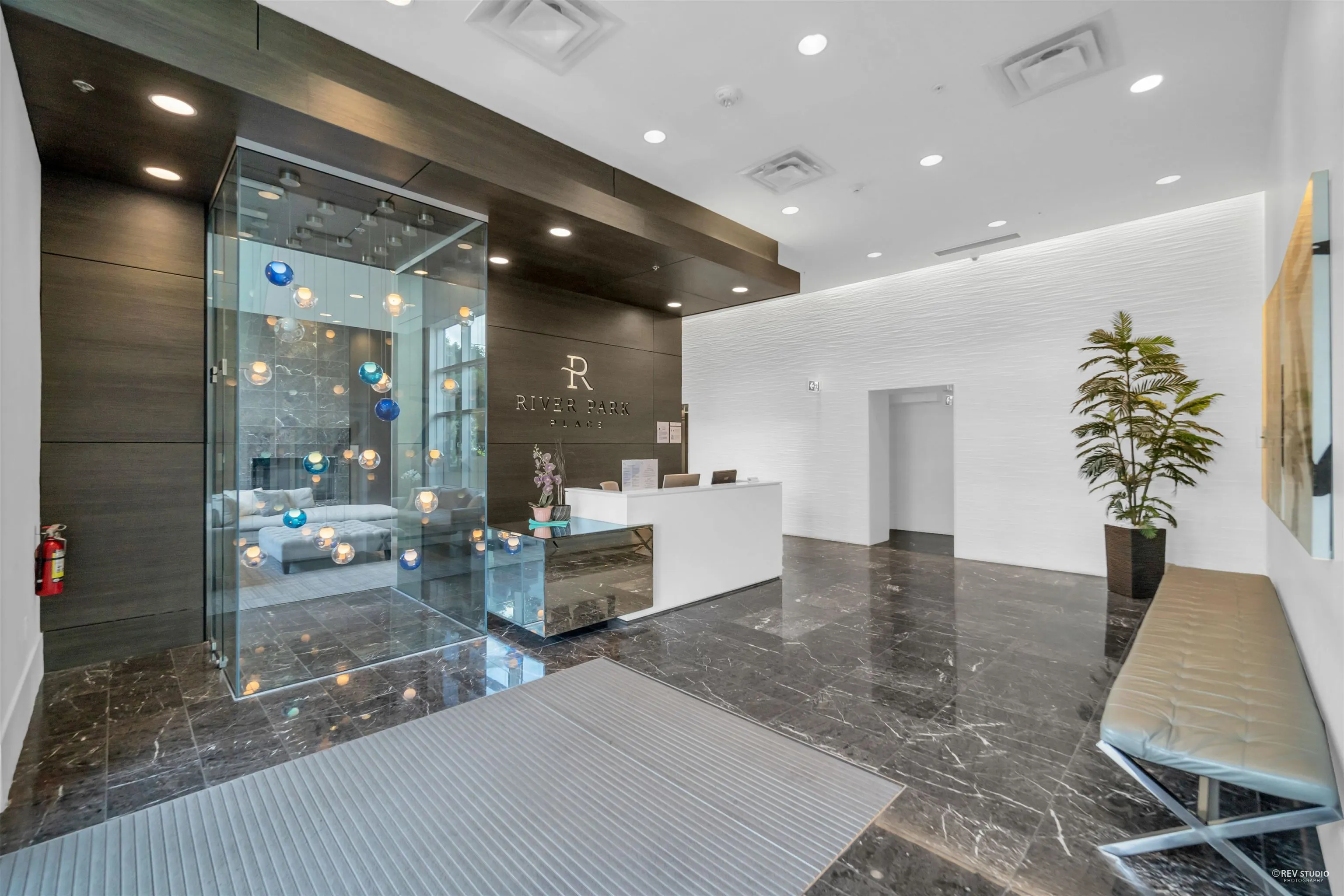 1007 5233 Gilbert Road