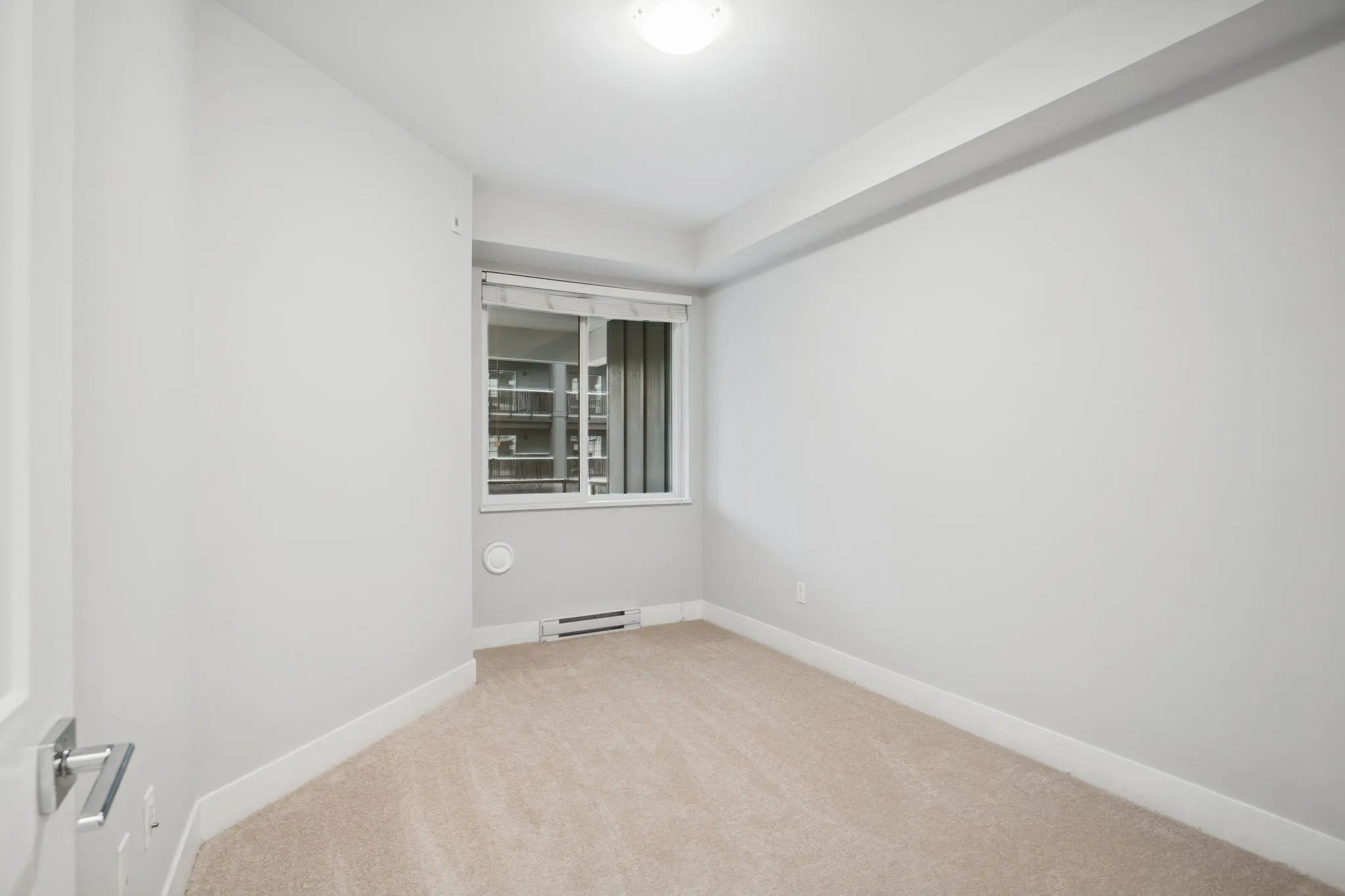 4308 2180 Kelly Avenue