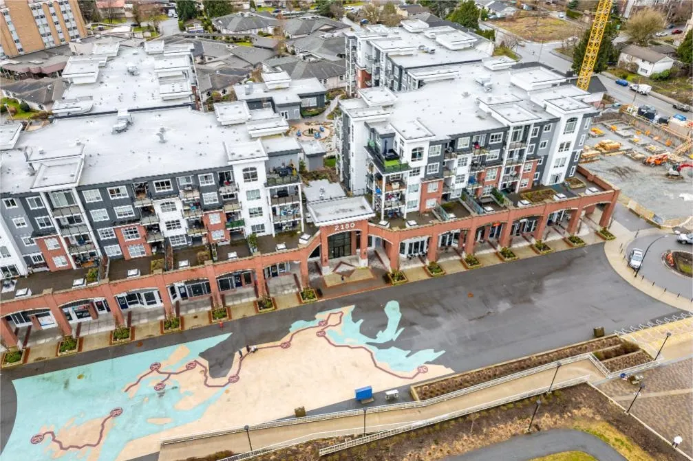 4308 2180 Kelly Avenue