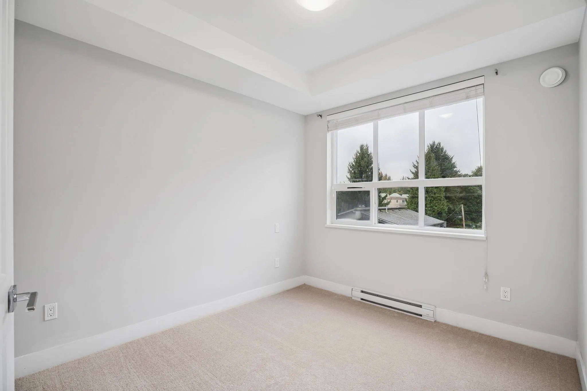 4308 2180 Kelly Avenue