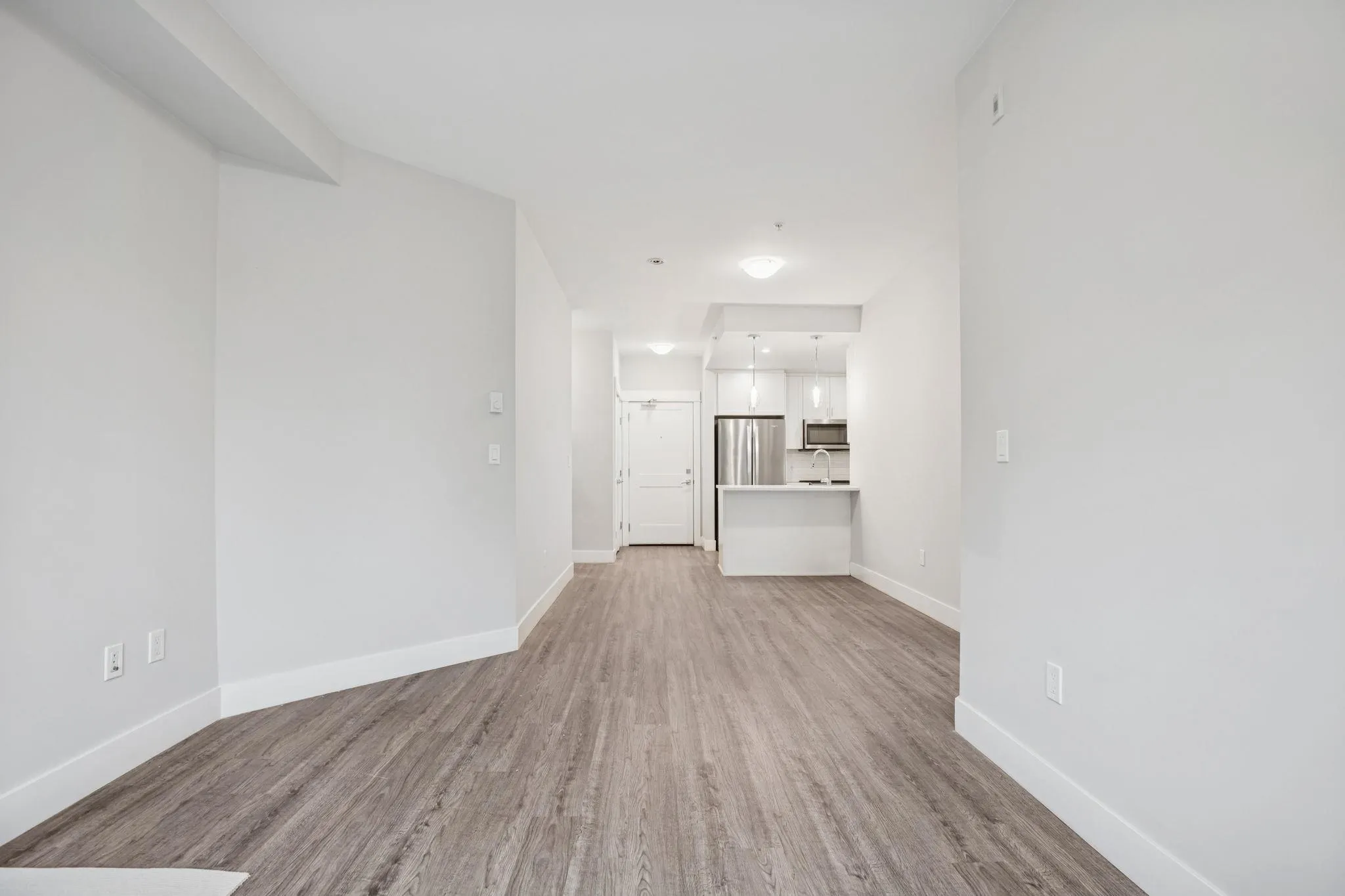 4308 2180 Kelly Avenue