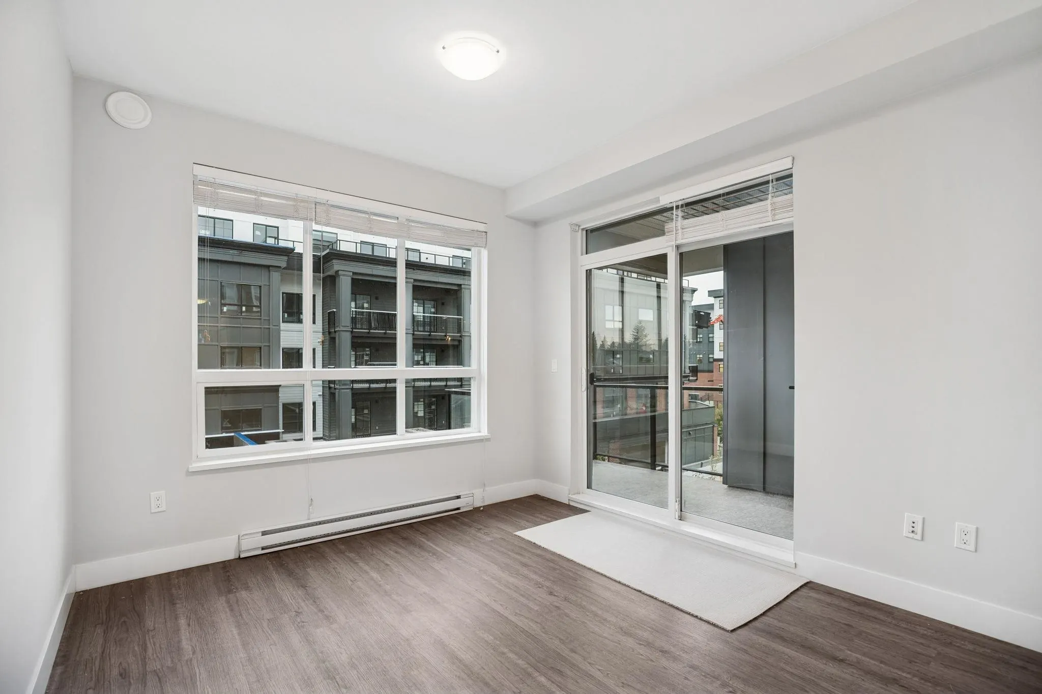 4308 2180 Kelly Avenue