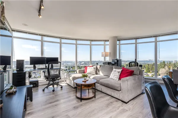 1202 958 Ridgeway Avenue