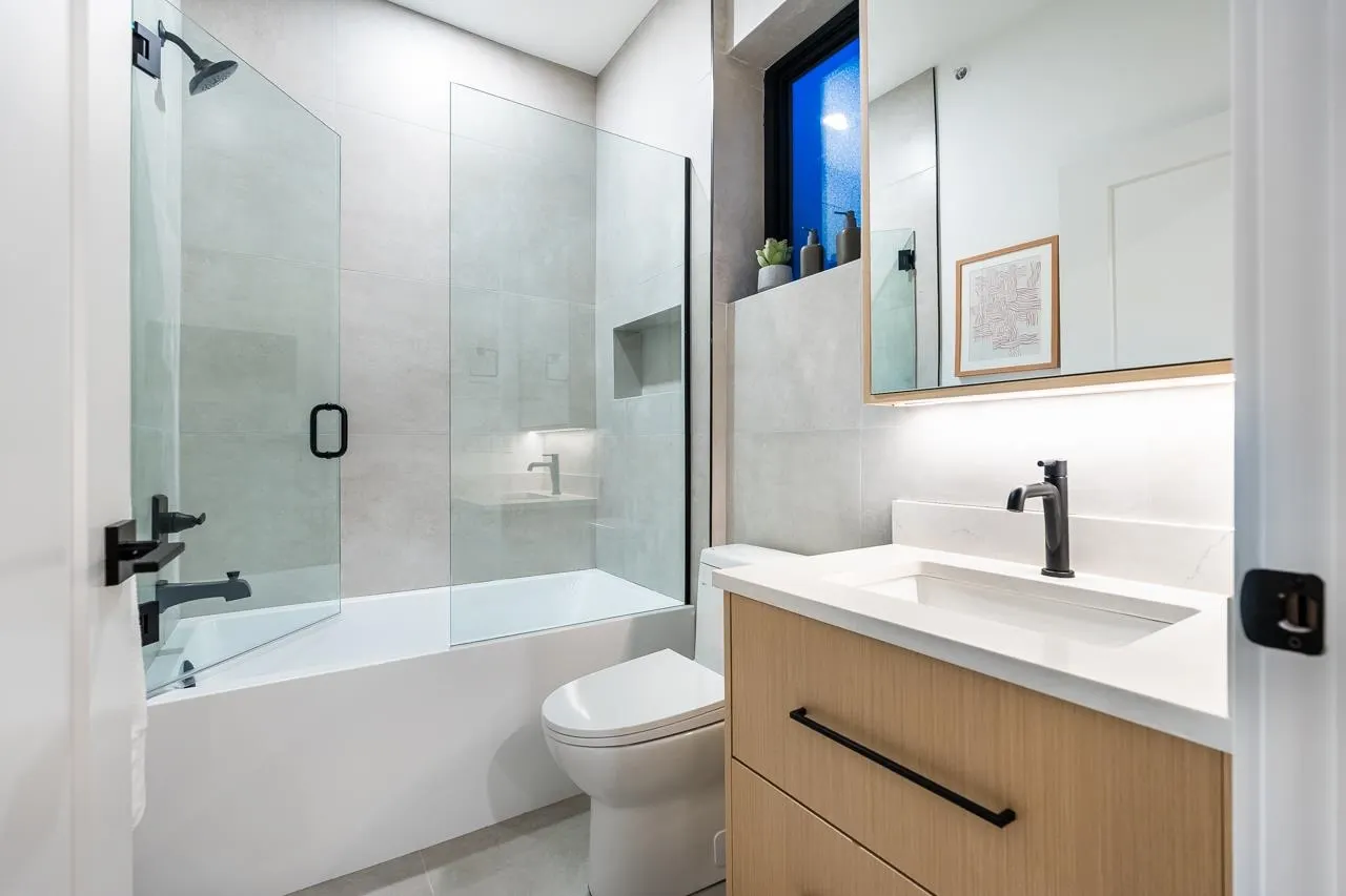 4675 St. George Street