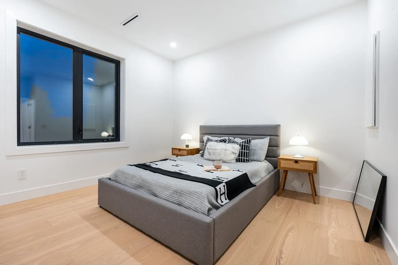 4675 St. George Street