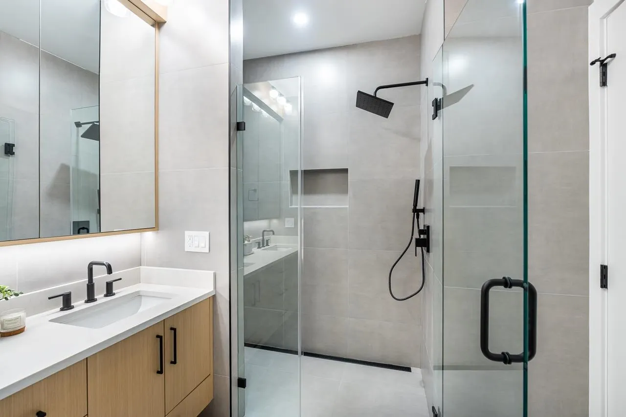 4675 St. George Street