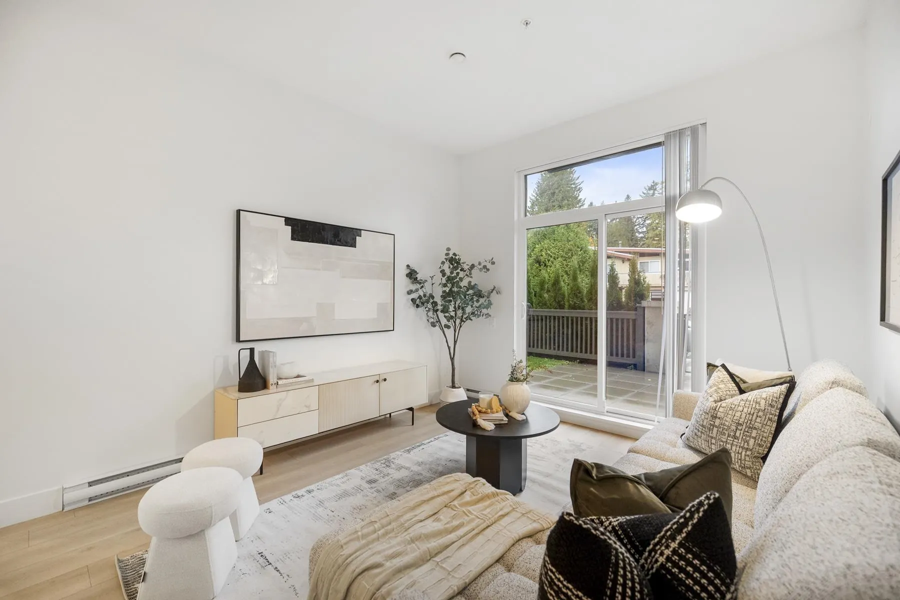 109 708 Edgar Avenue