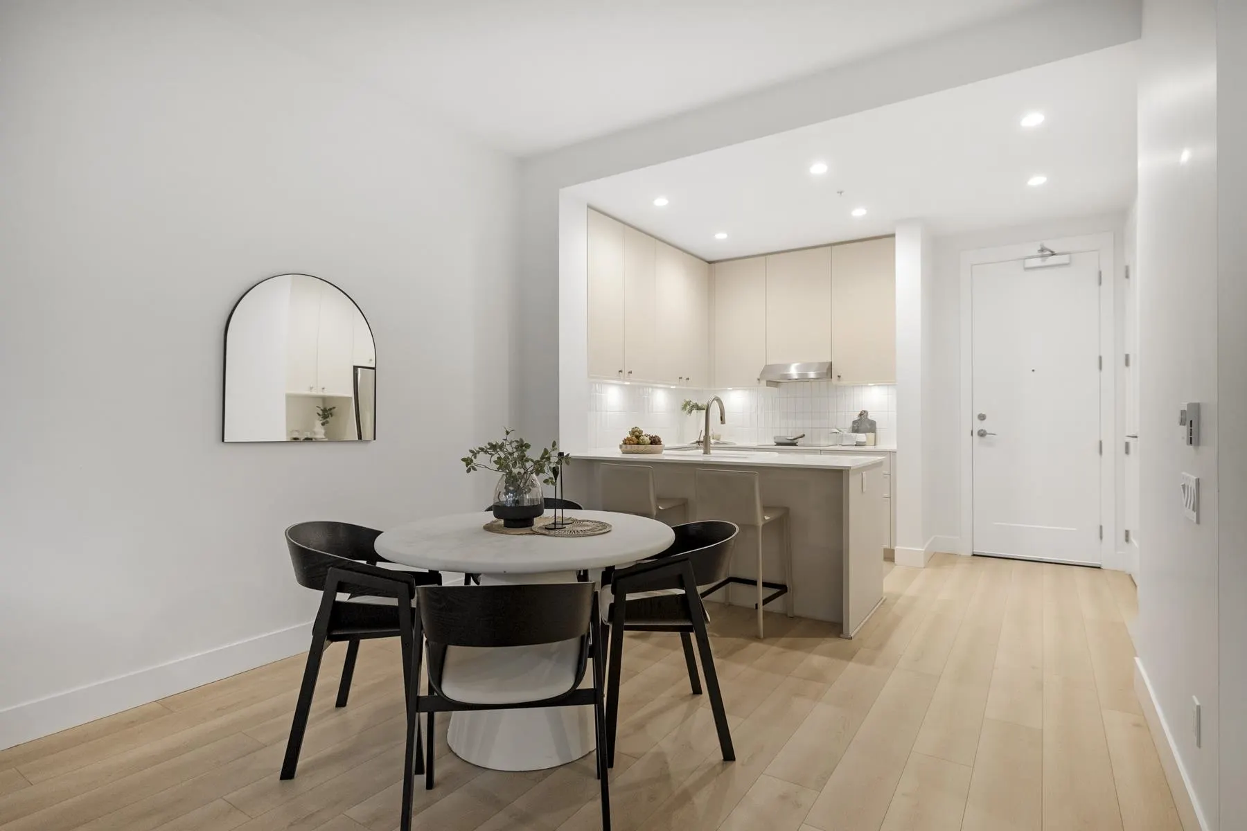 109 708 Edgar Avenue