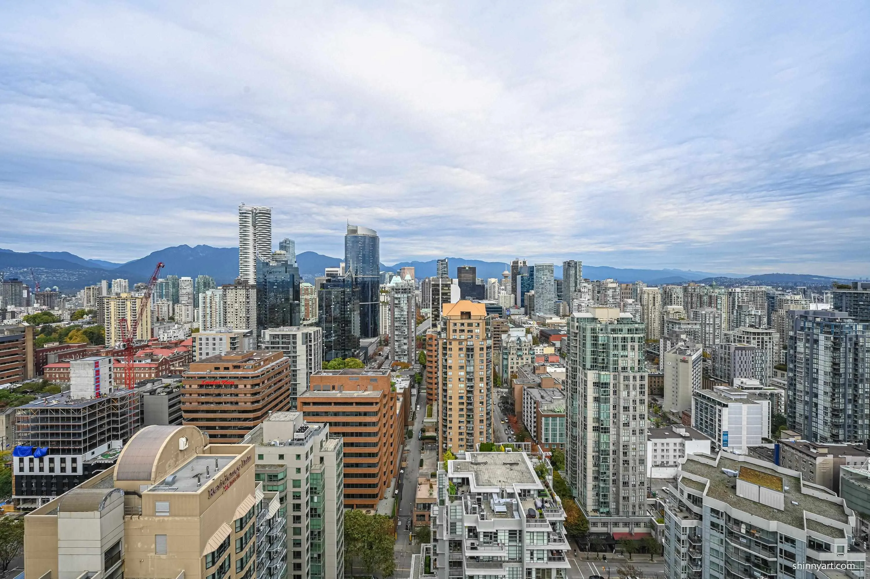 3602 1283 Howe Street