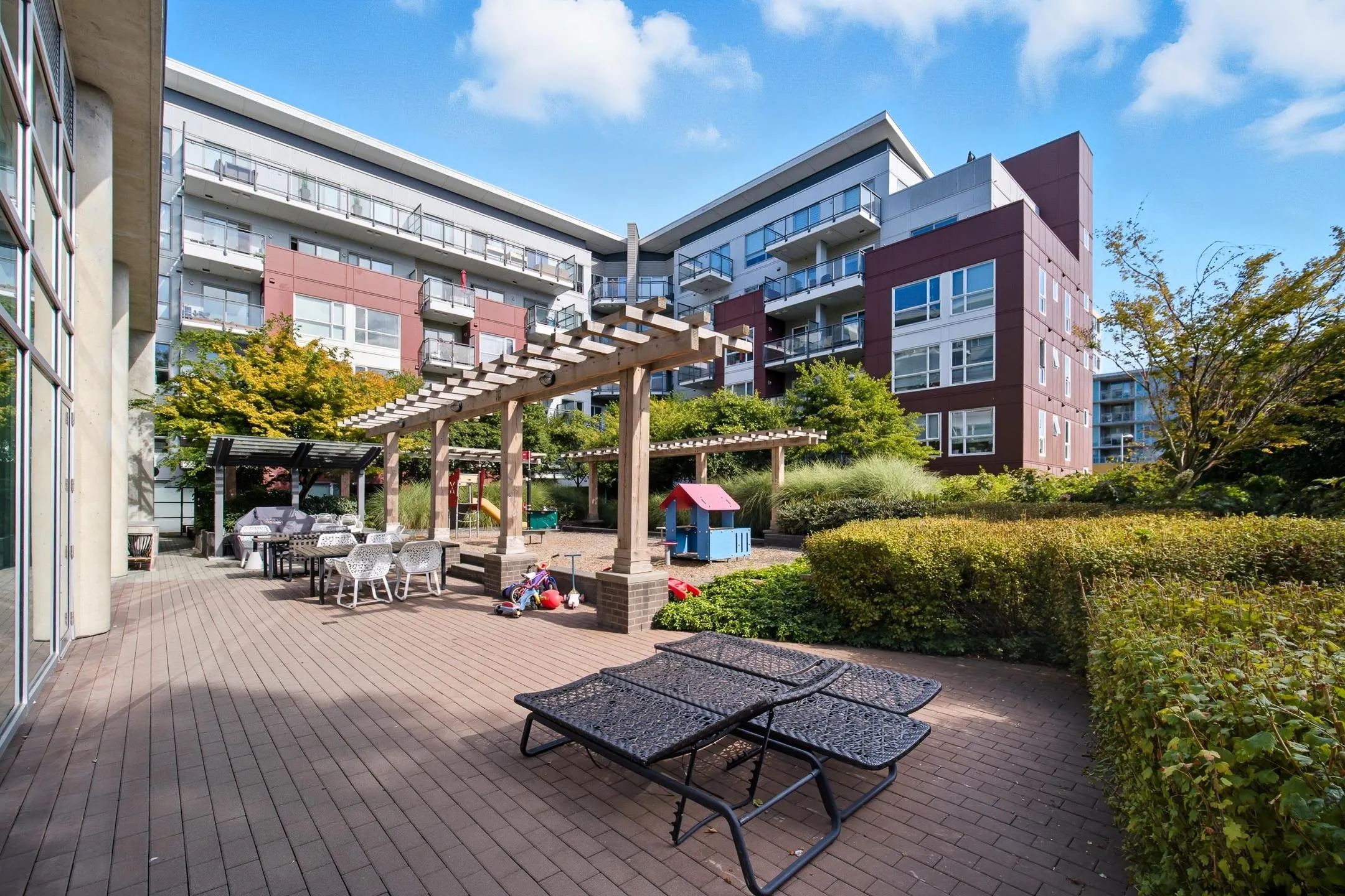 132 5311 Cedarbridge Way