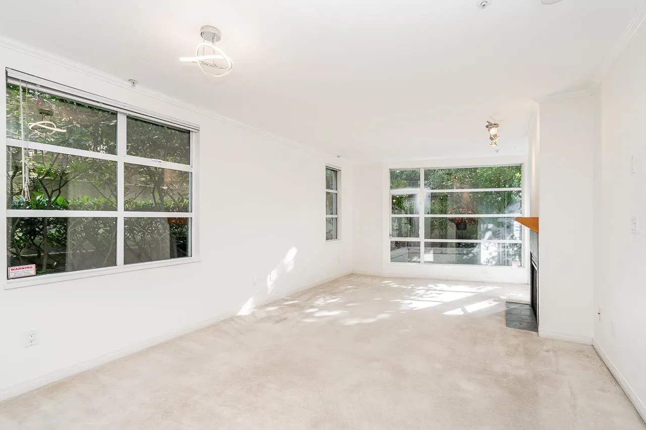 106 2575 W 4th Avenue