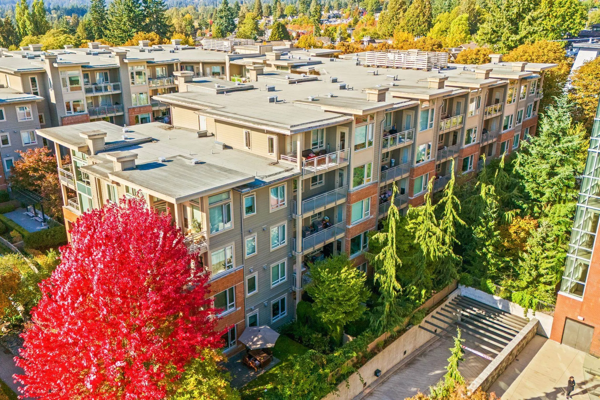 127 119 W 22nd Street