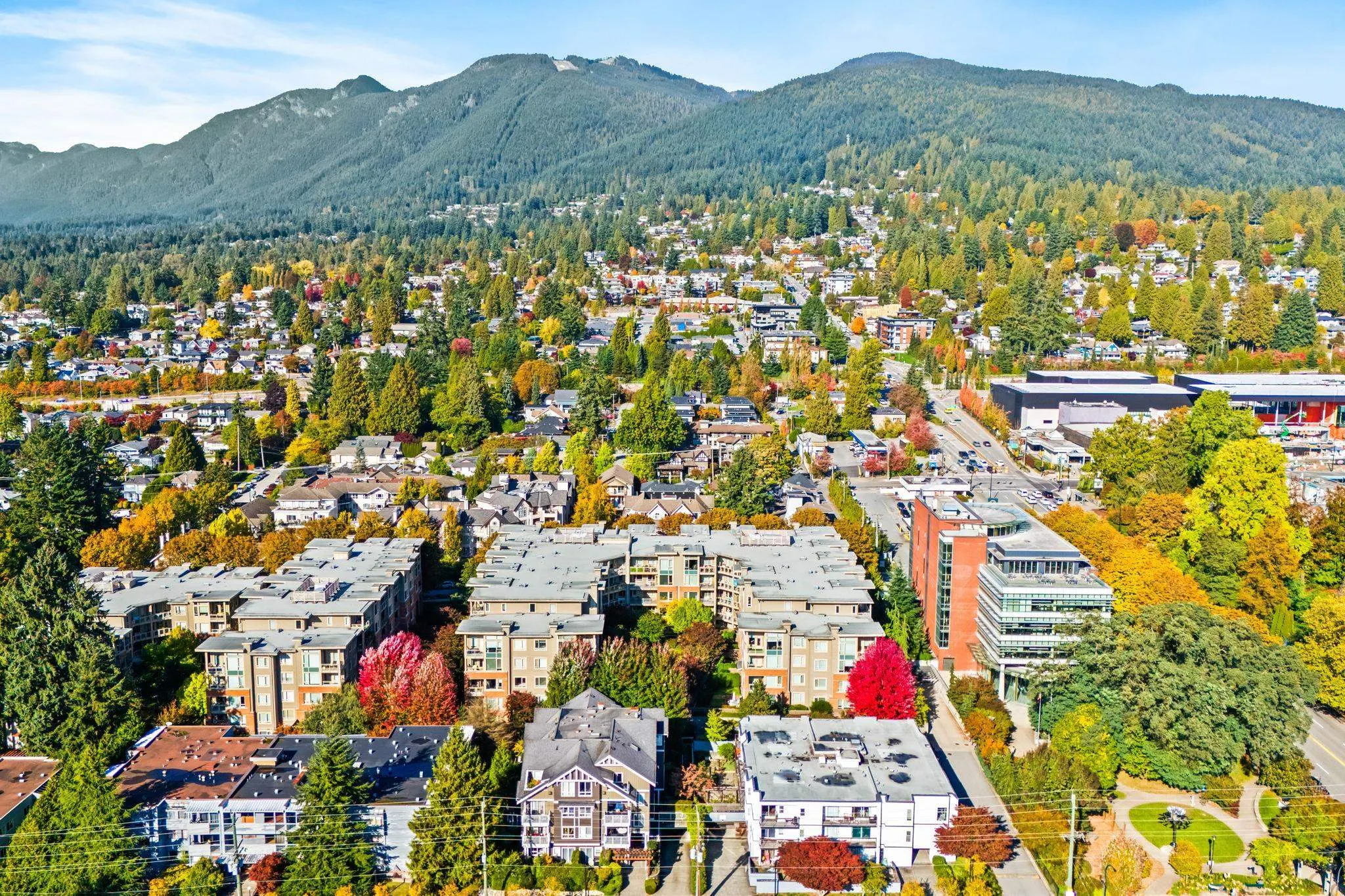 127 119 W 22nd Street