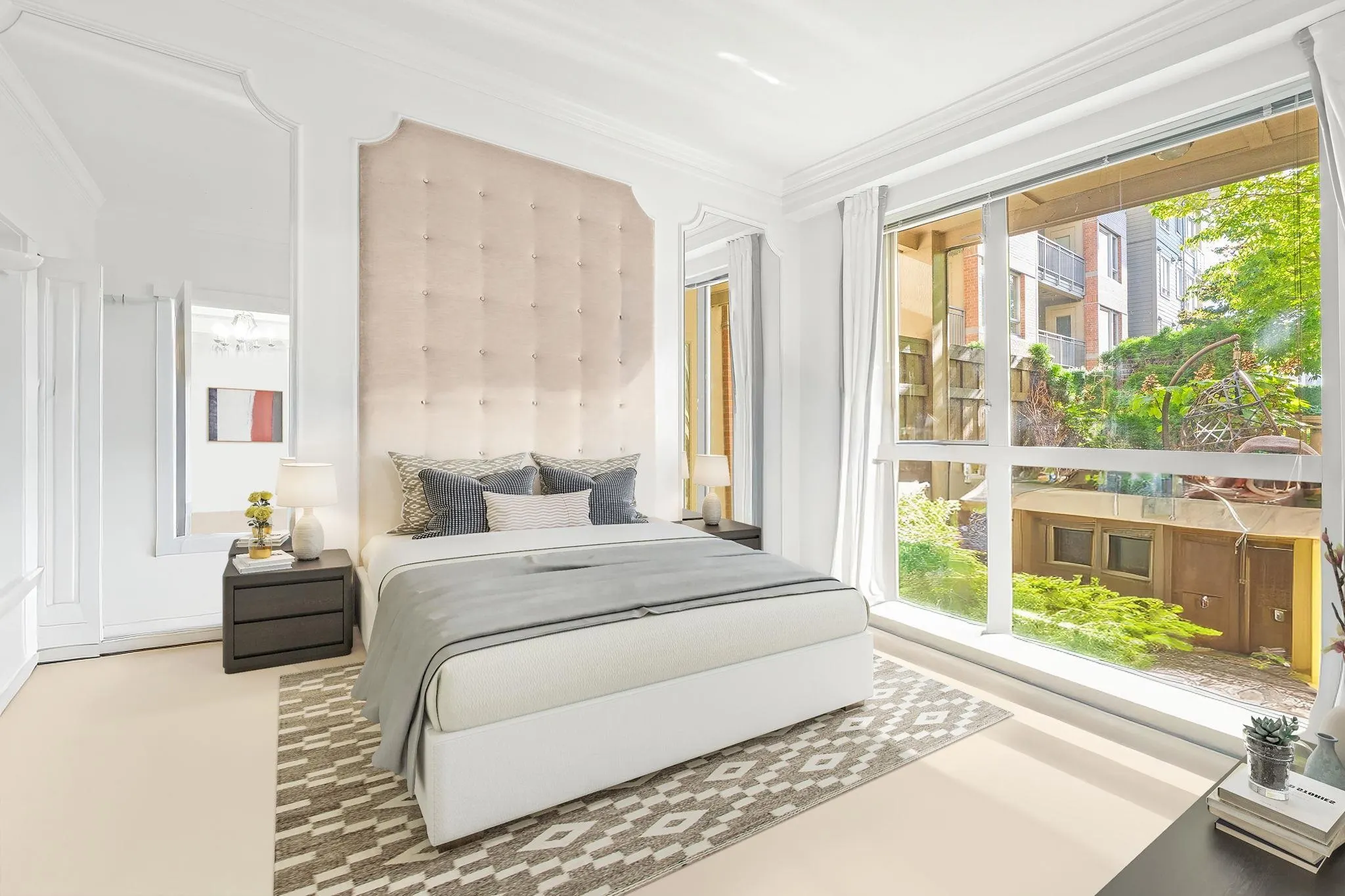 127 119 W 22nd Street