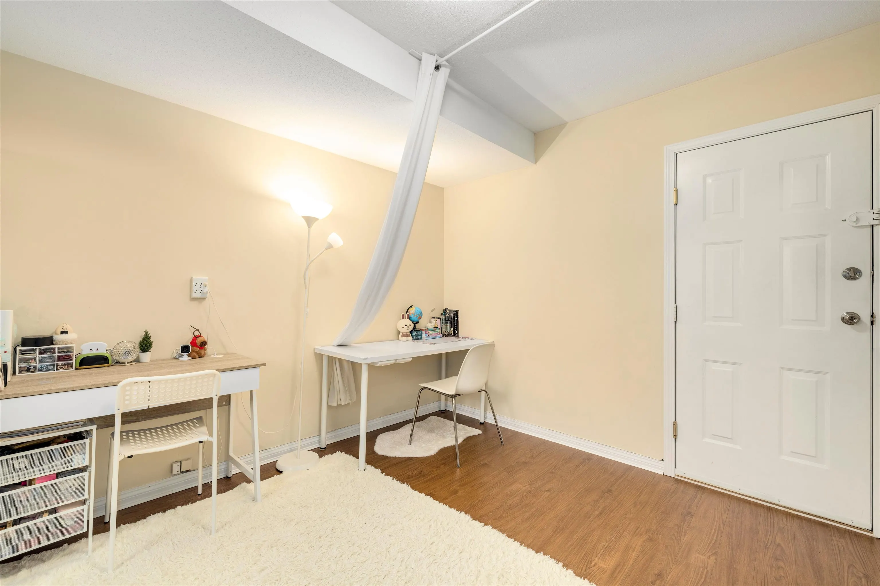 34 7111 Lynnwood Drive