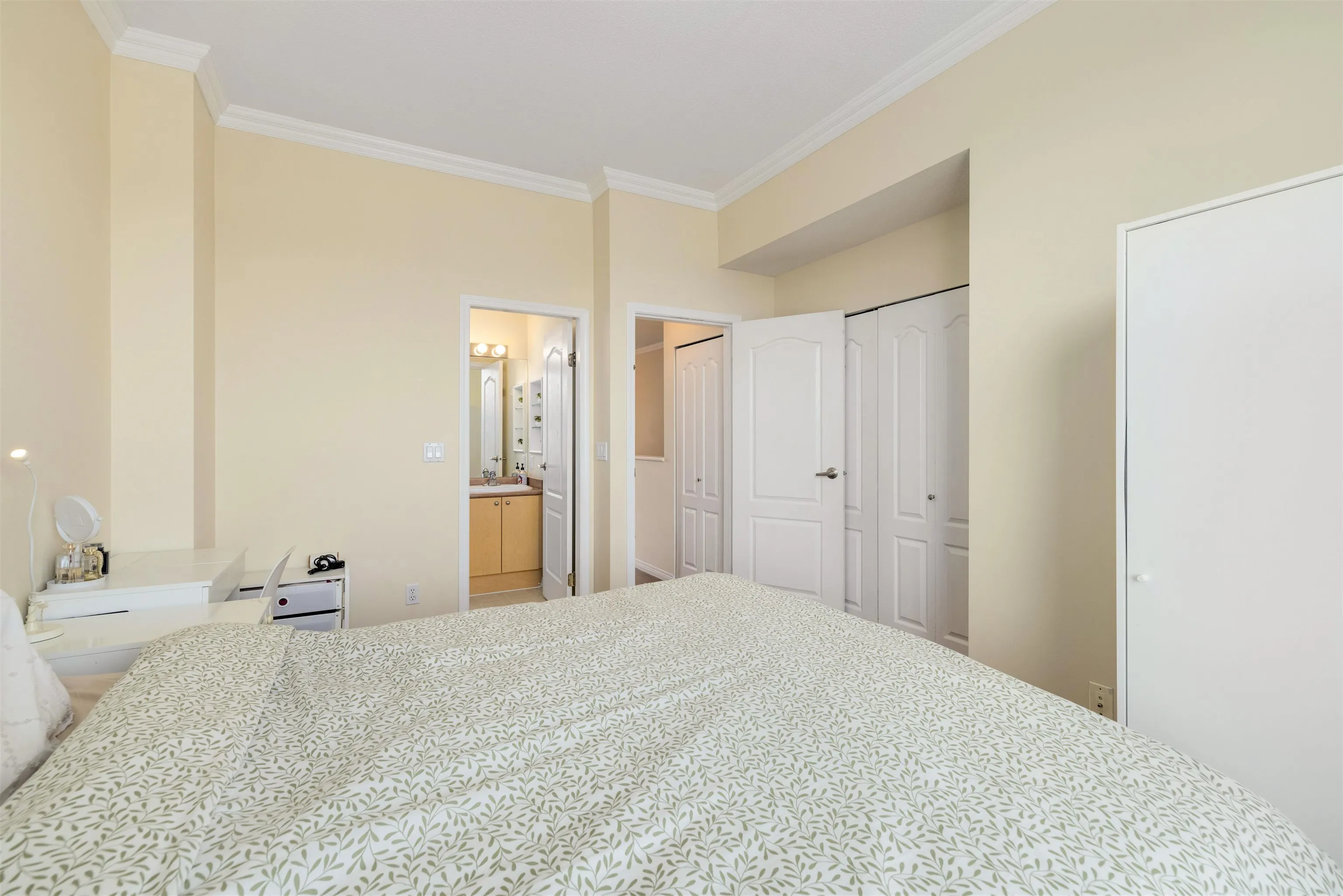 34 7111 Lynnwood Drive