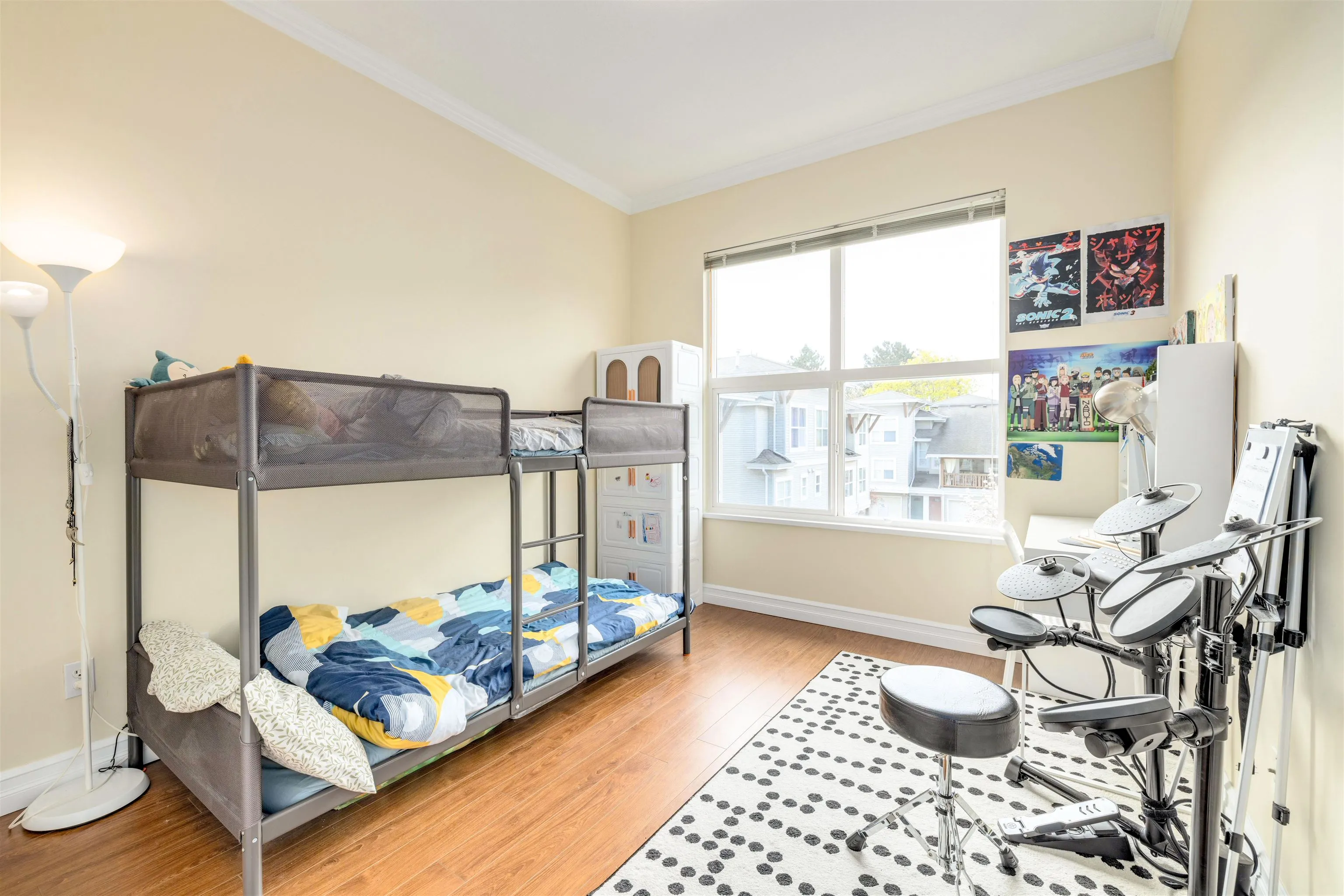 34 7111 Lynnwood Drive