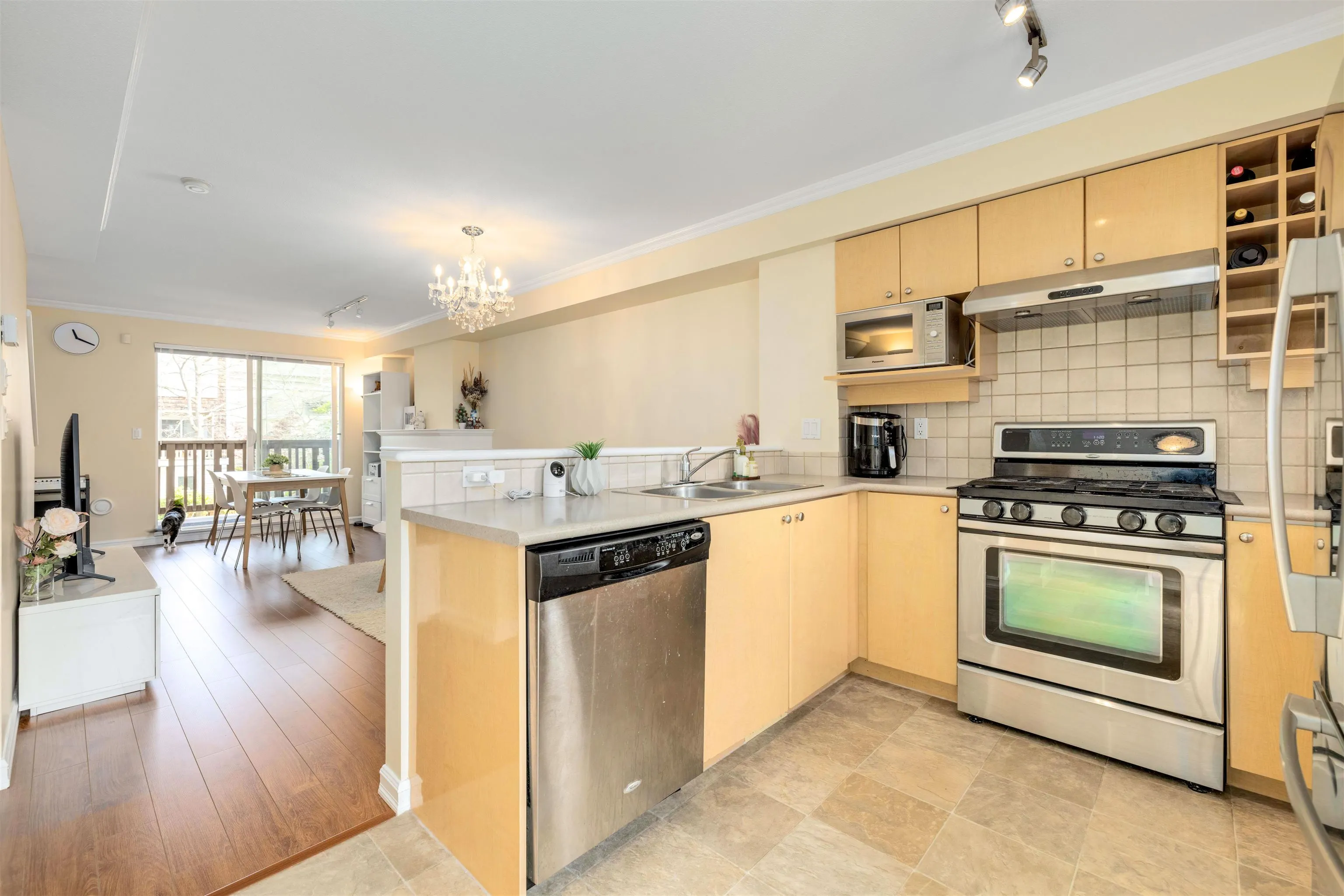 34 7111 Lynnwood Drive