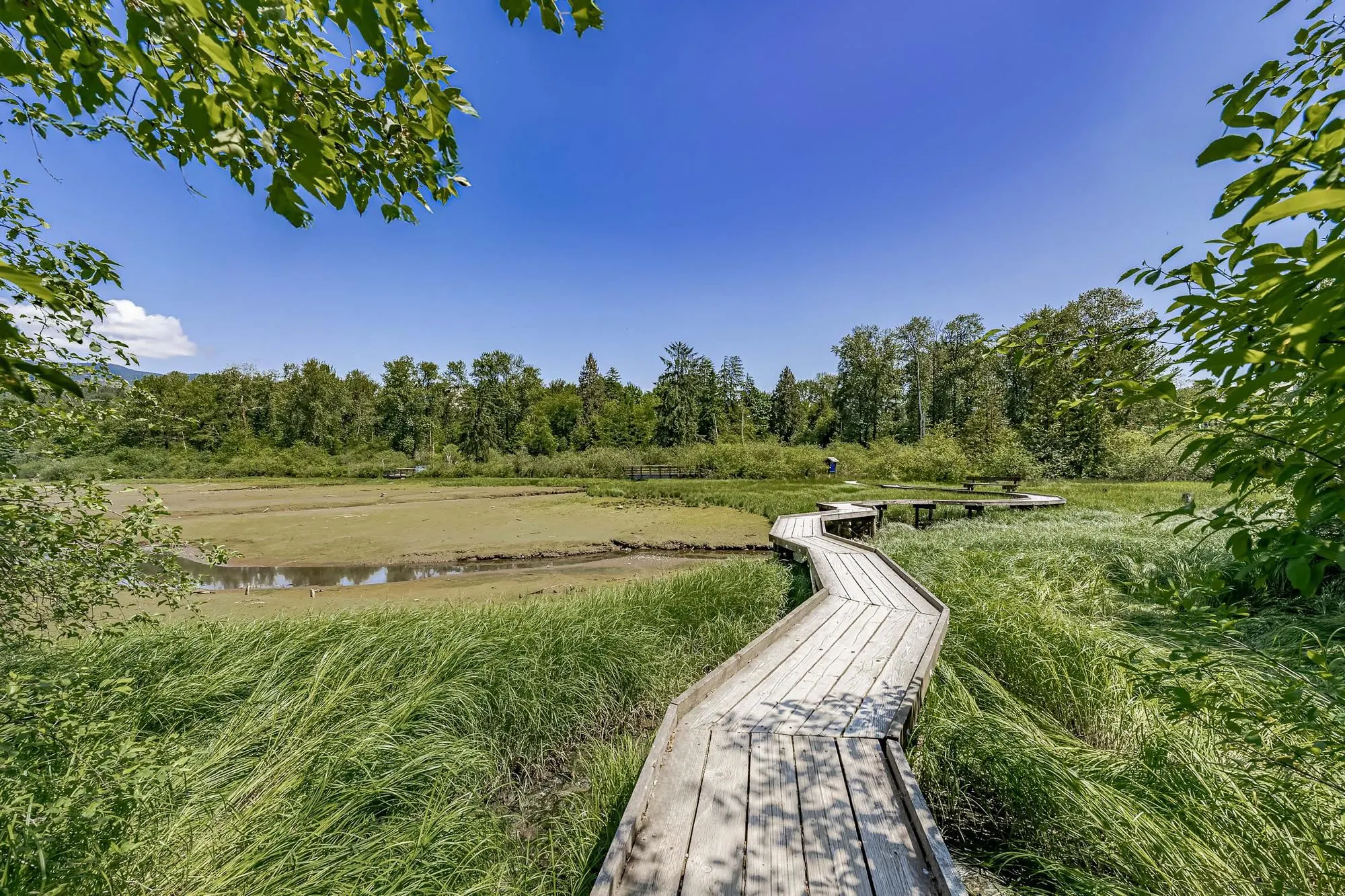 127 801 Klahanie Drive