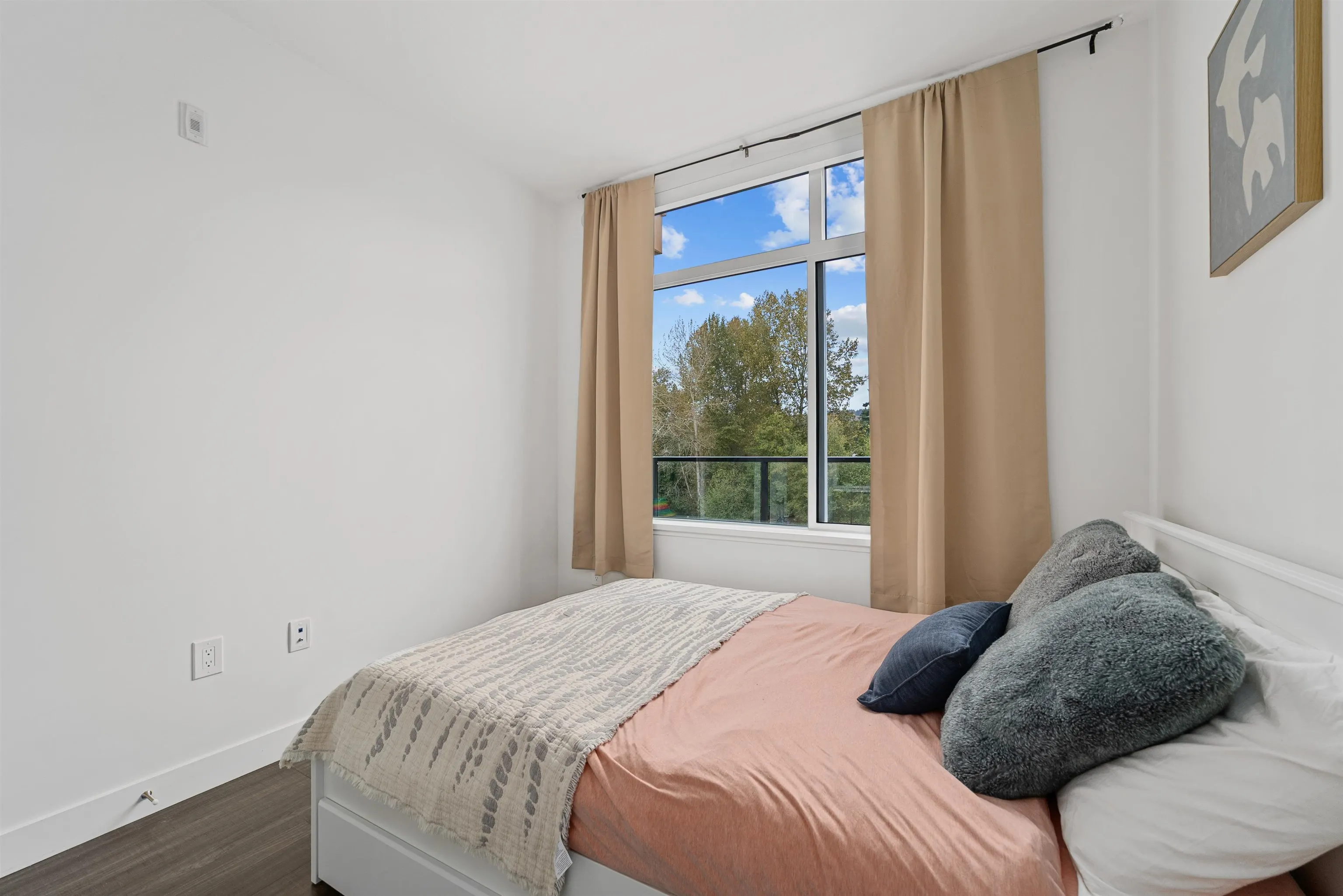 411 31940 Raven Avenue